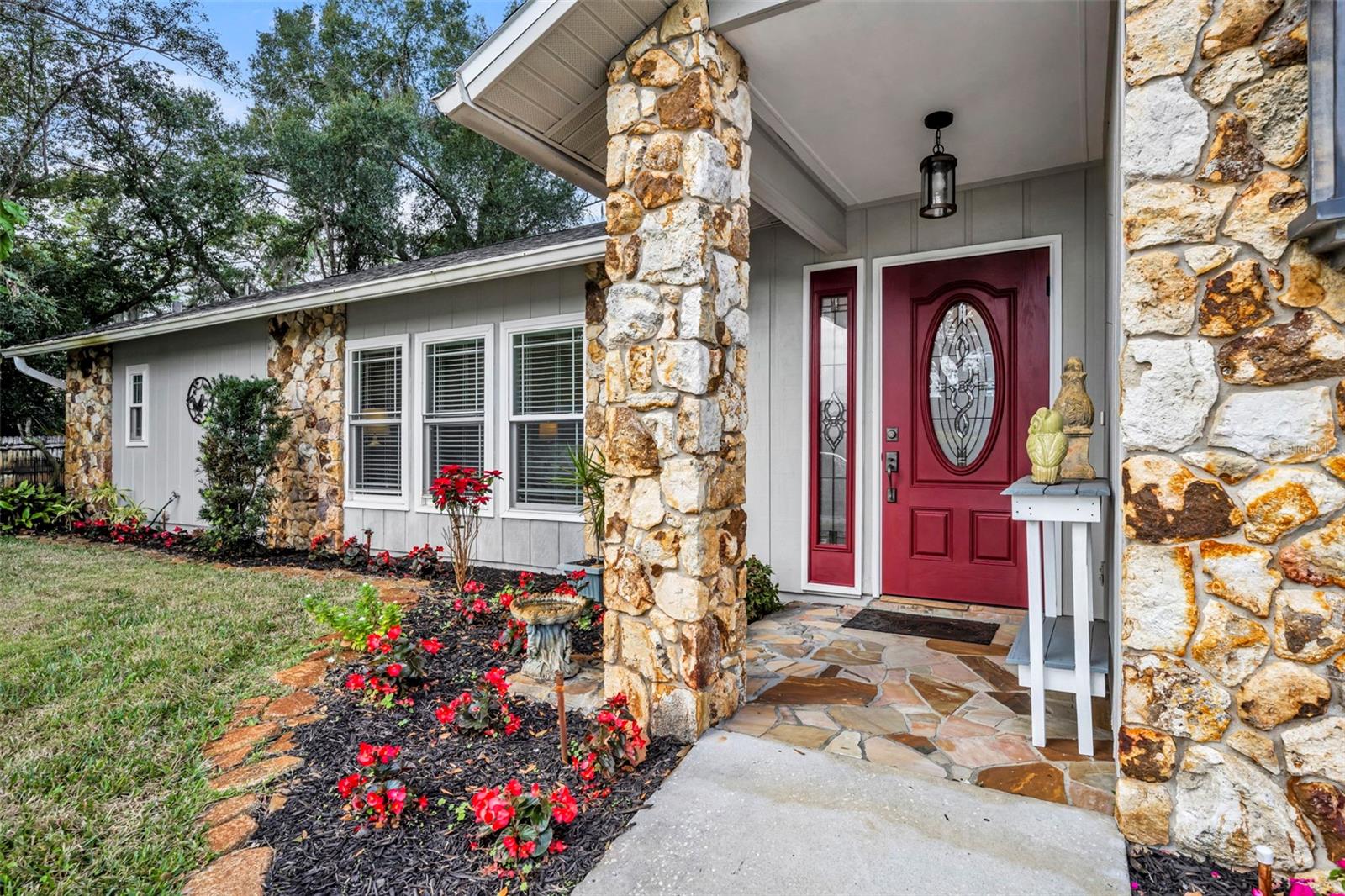 652 W CADILLAC DRIVE