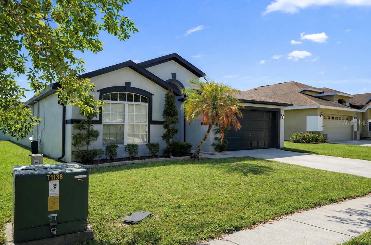 2704 LUCAS LAKES LANE