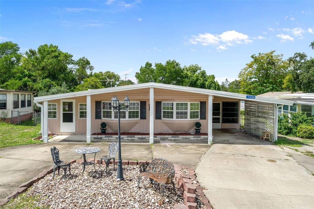 Photo of 7459 Highpoint Boulevard, Brooksville, FL 34613 (MLS # TB8548547)