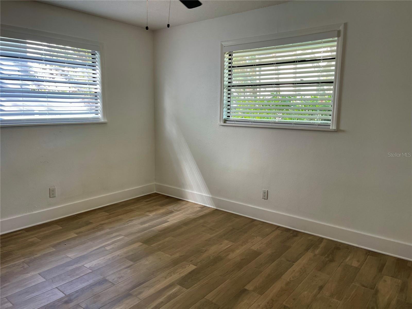 SUNSET CAMP - Residential