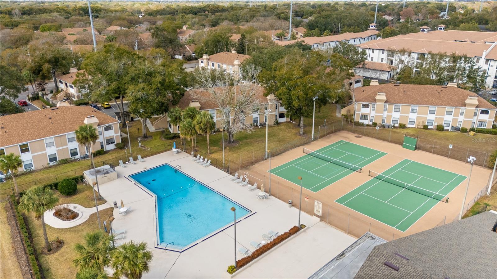 CLUB VILLAS AT WIMBLEDON PARK PH 02 - Residential