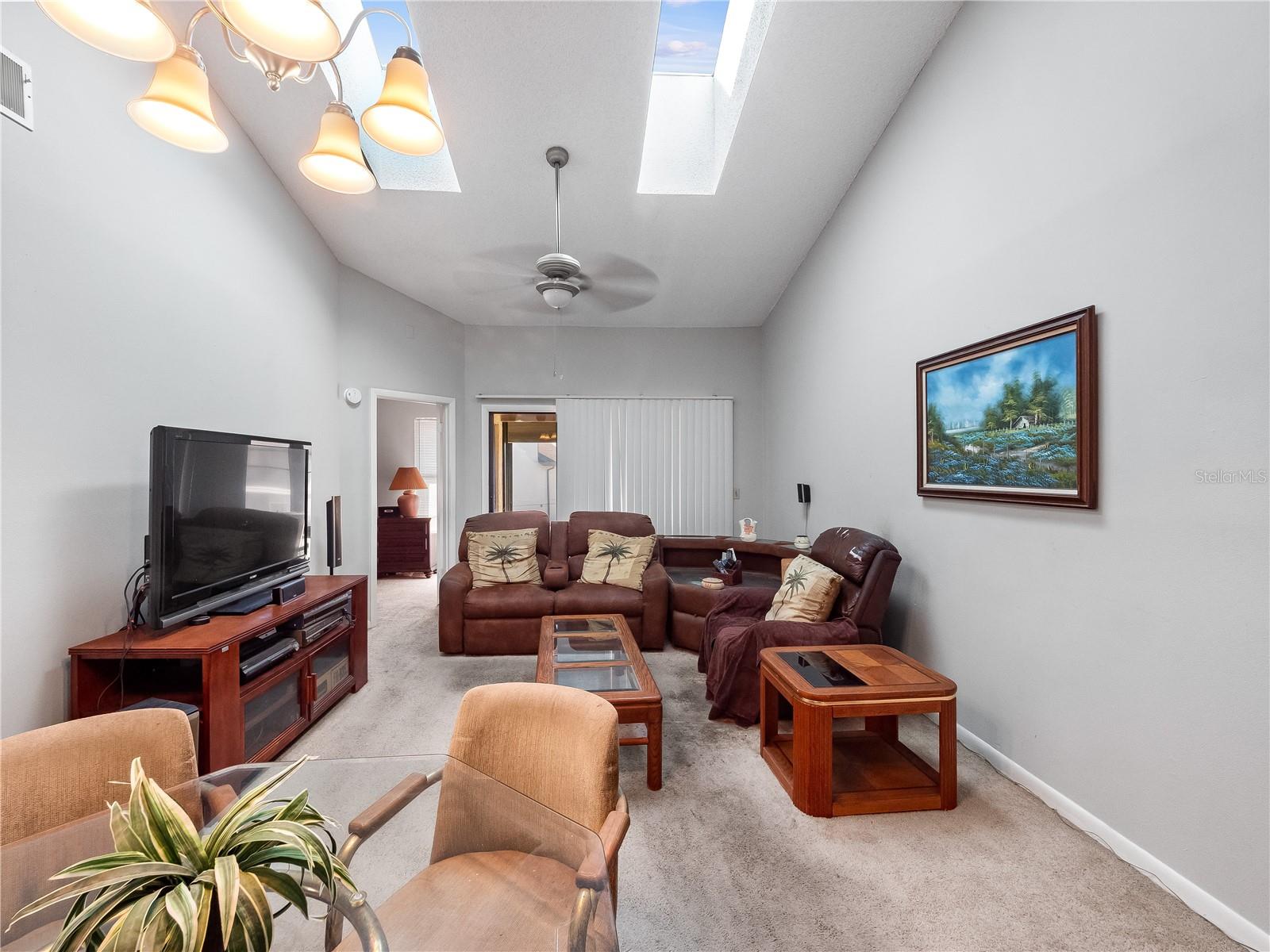 CLUB VILLAS AT WIMBLEDON PARK PH 02 - Residential