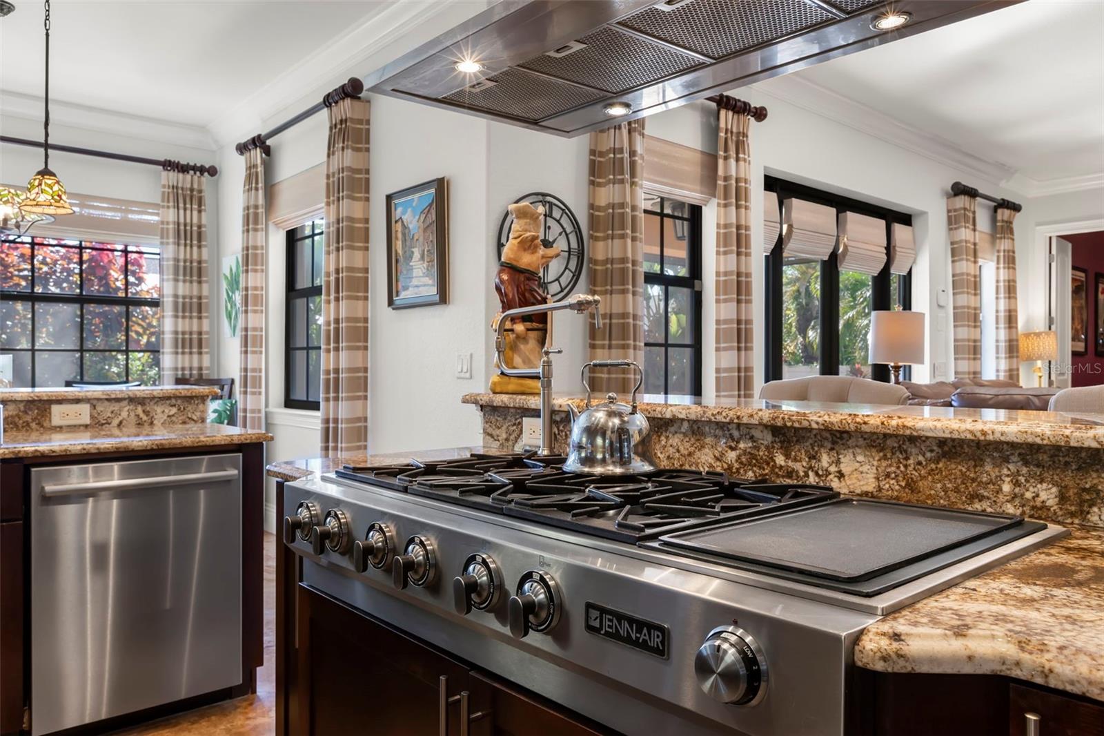 TIERRA VERDE UNIT 1 4TH REP - Residential