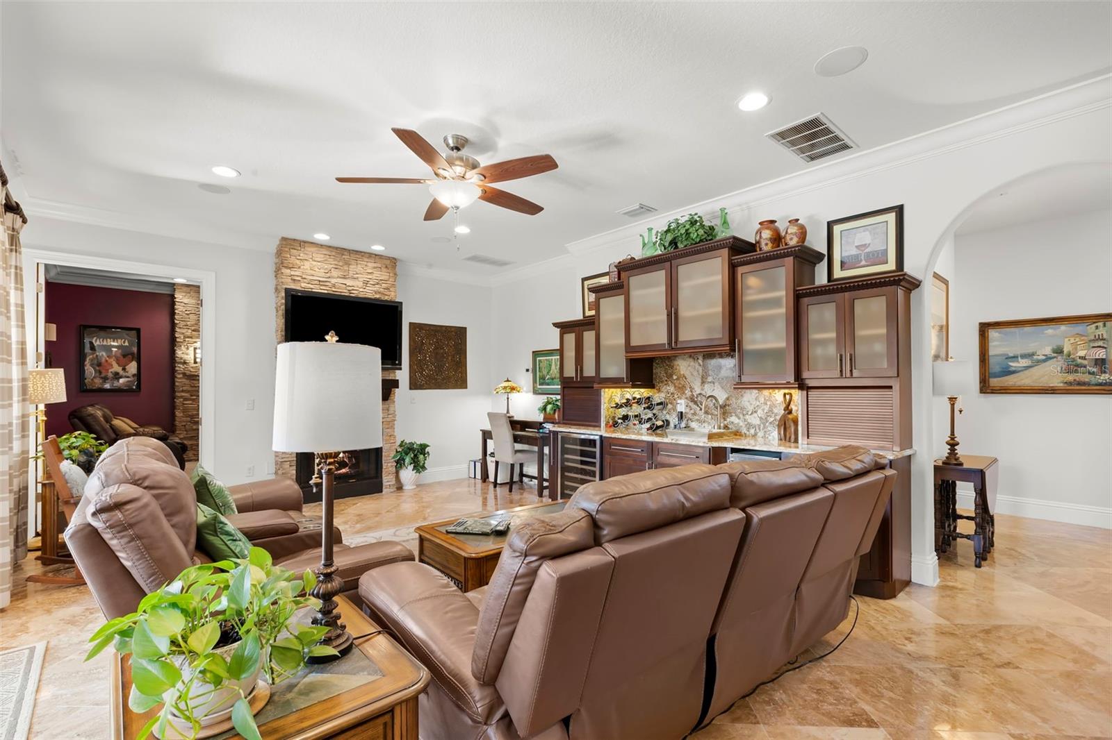 TIERRA VERDE UNIT 1 4TH REP - Residential