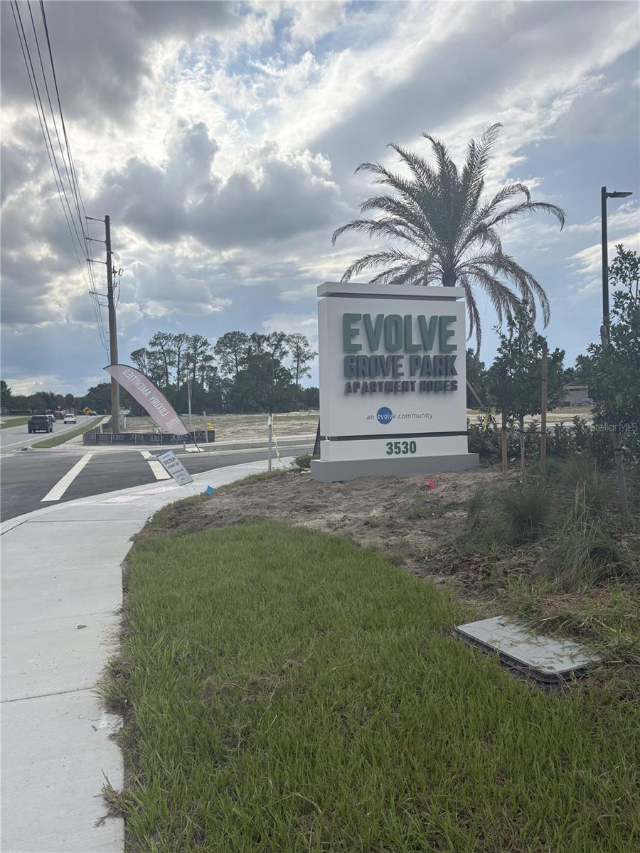 305 COUNTY ROAD 466A