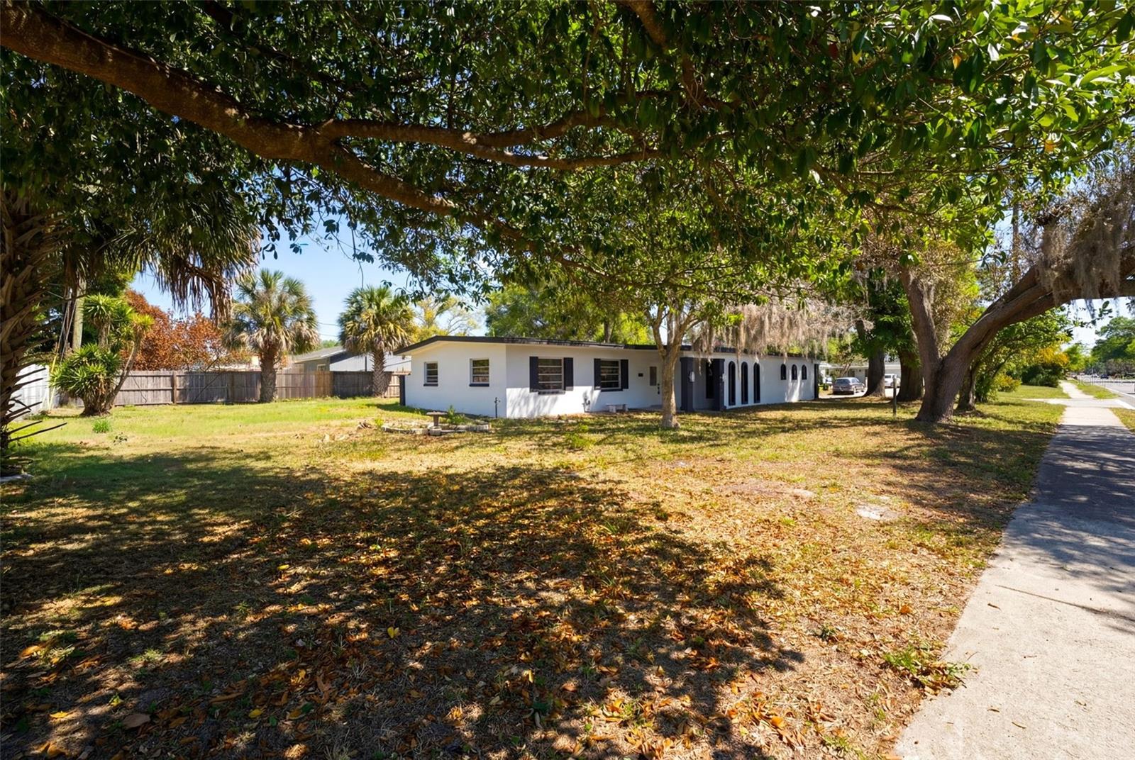 2065 DERBYSHIRE ROAD