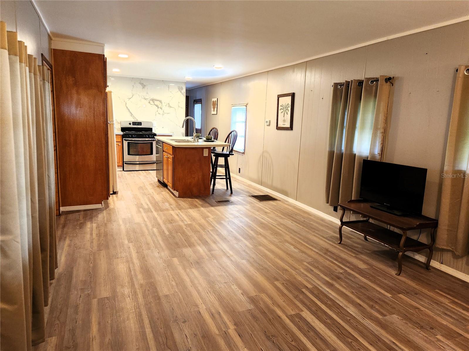 HOLIDAY PARK - Residential