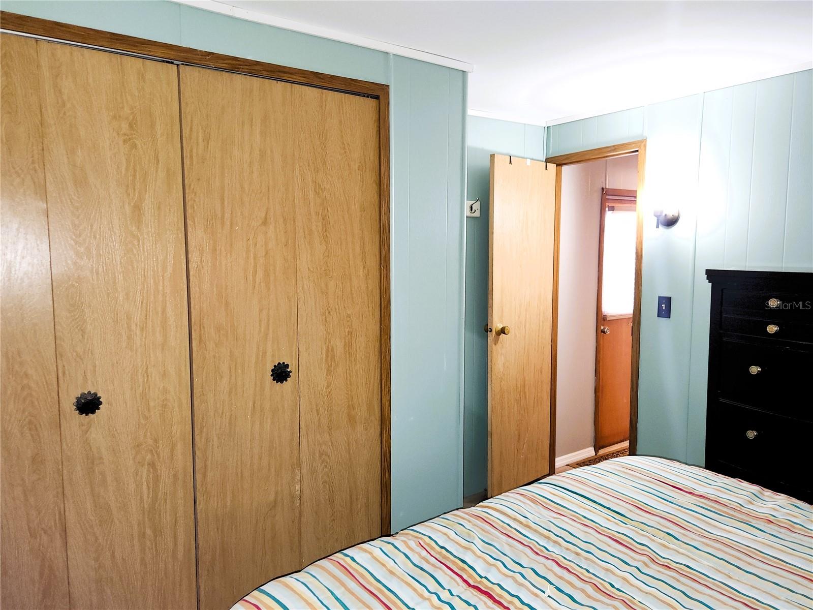 HOLIDAY PARK - Residential