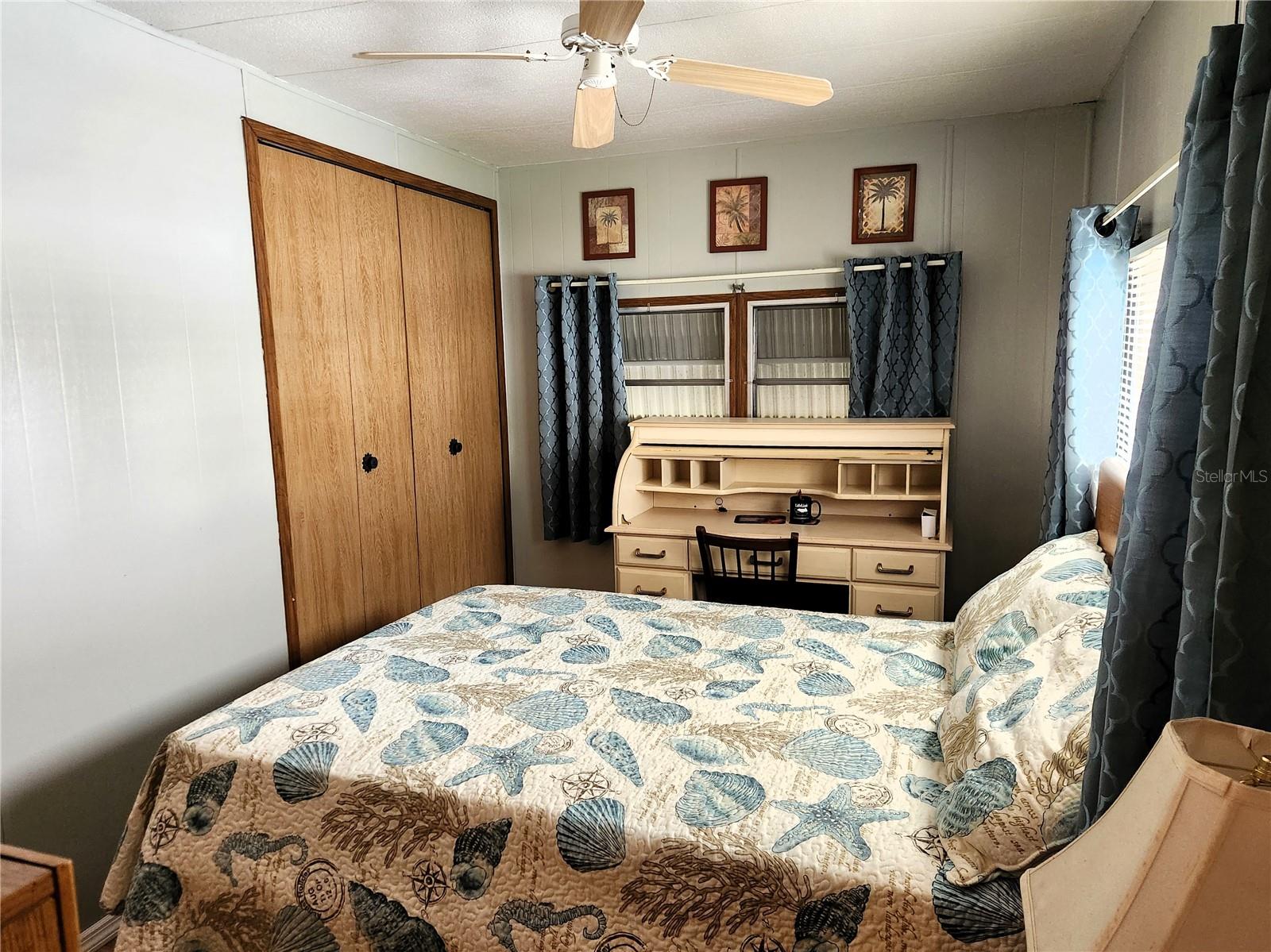 HOLIDAY PARK - Residential