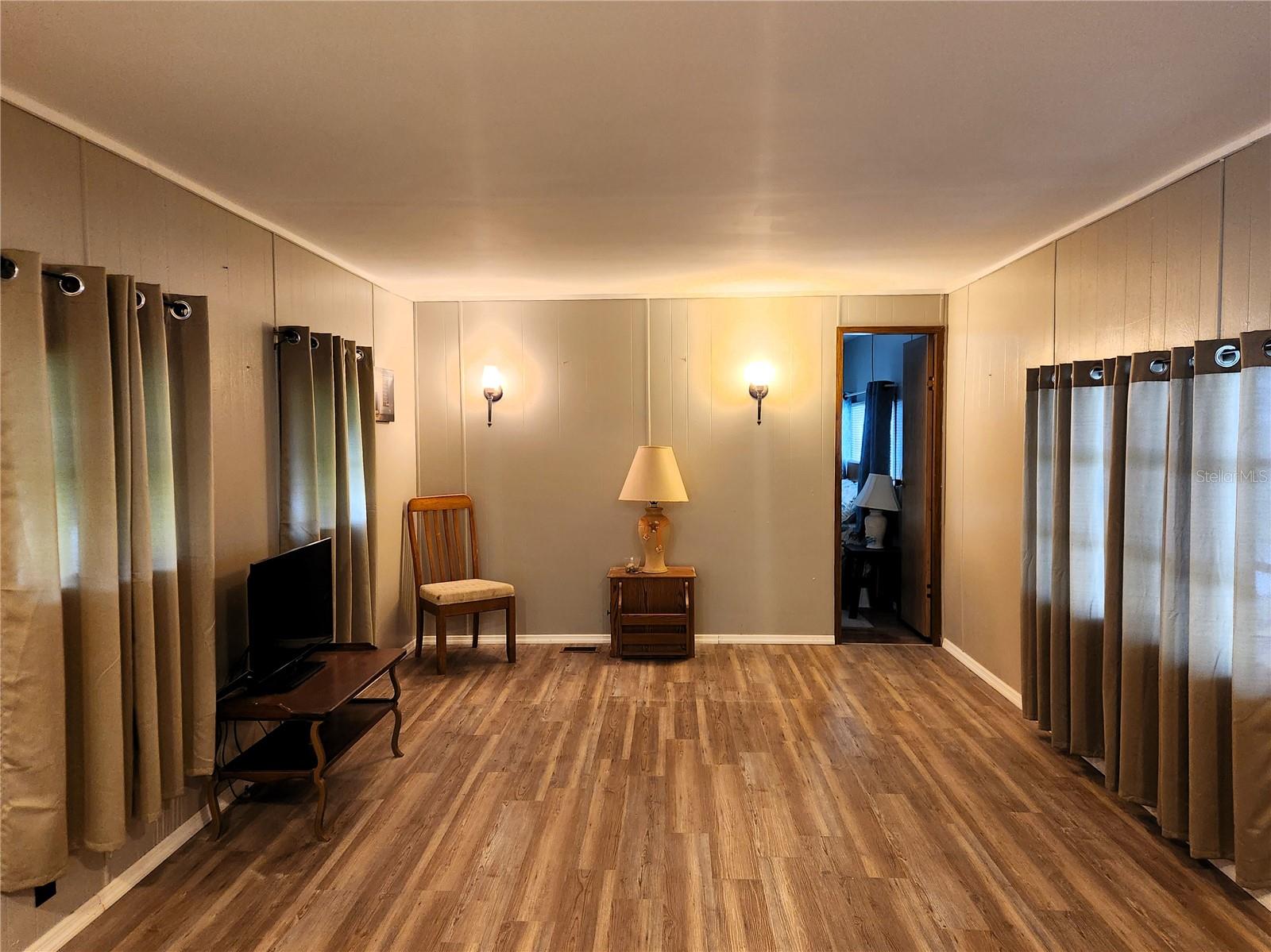 HOLIDAY PARK - Residential