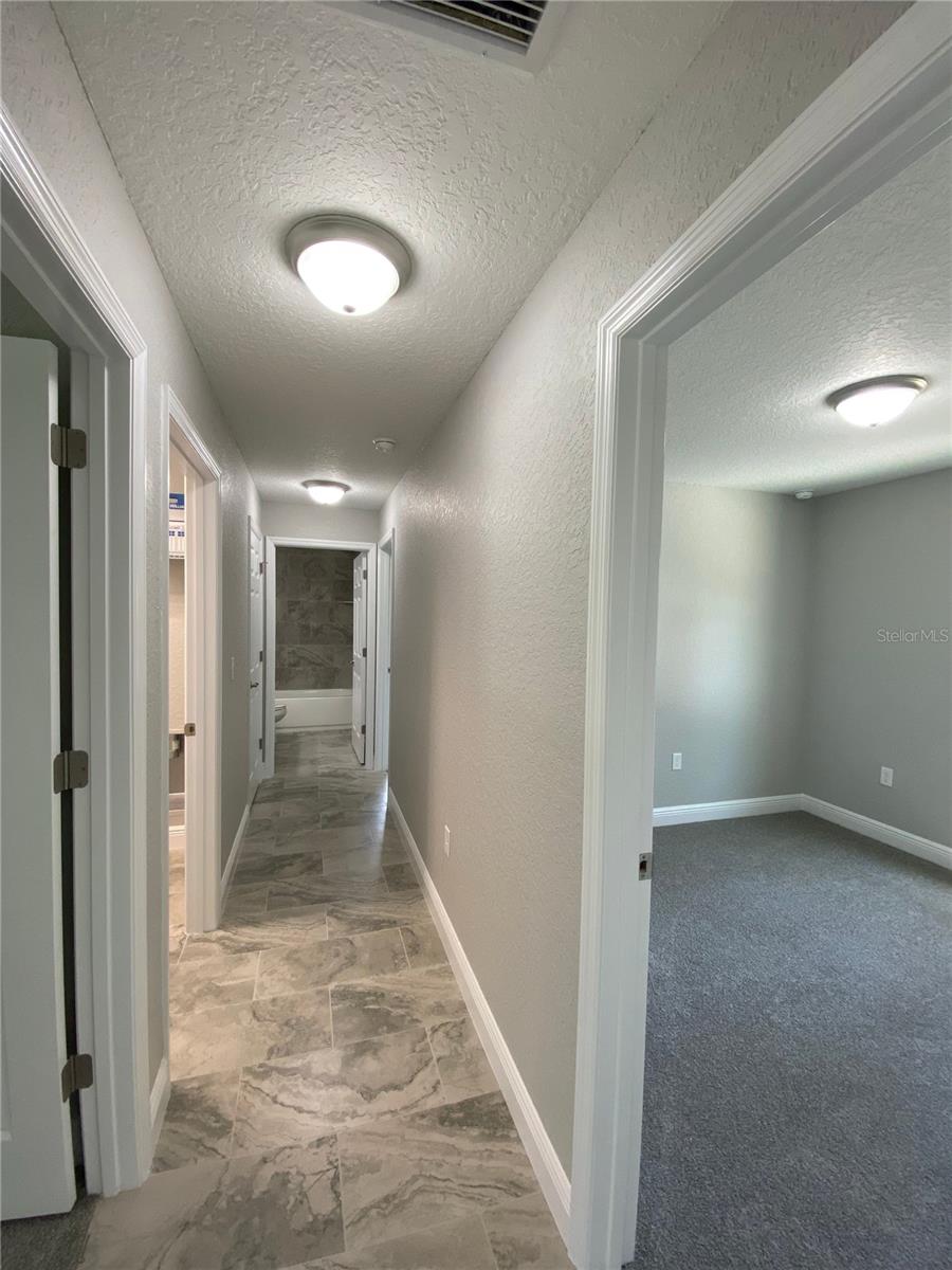 MARION OAKS UN 01 - Residential Lease