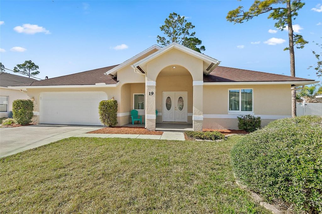 Photo of 19 Wendlin Lane, Palm Coast, FL 32164 (MLS # FC316652)