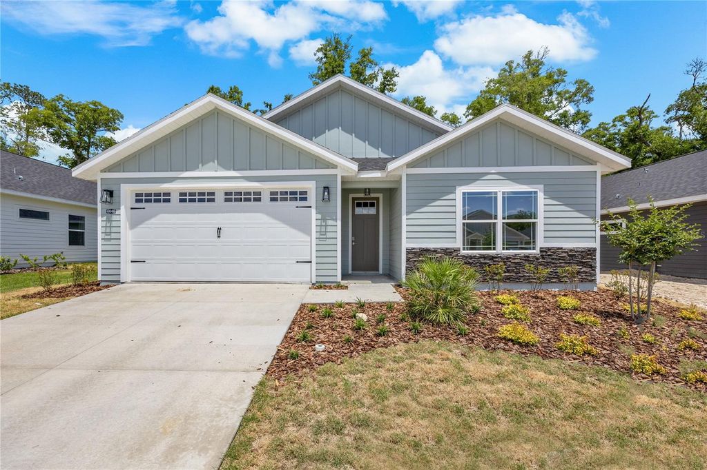 Photo of 1075 SW 66th Terrace, Gainesville, FL 32607 (MLS # GC525190)