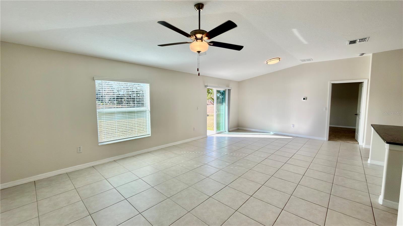 ABBOTT SQUARE - Residential