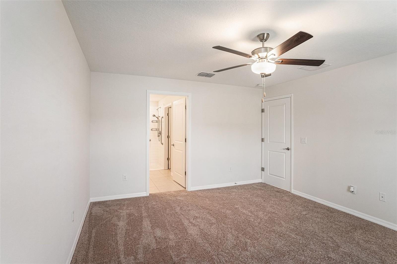 ABBOTT SQUARE - Residential