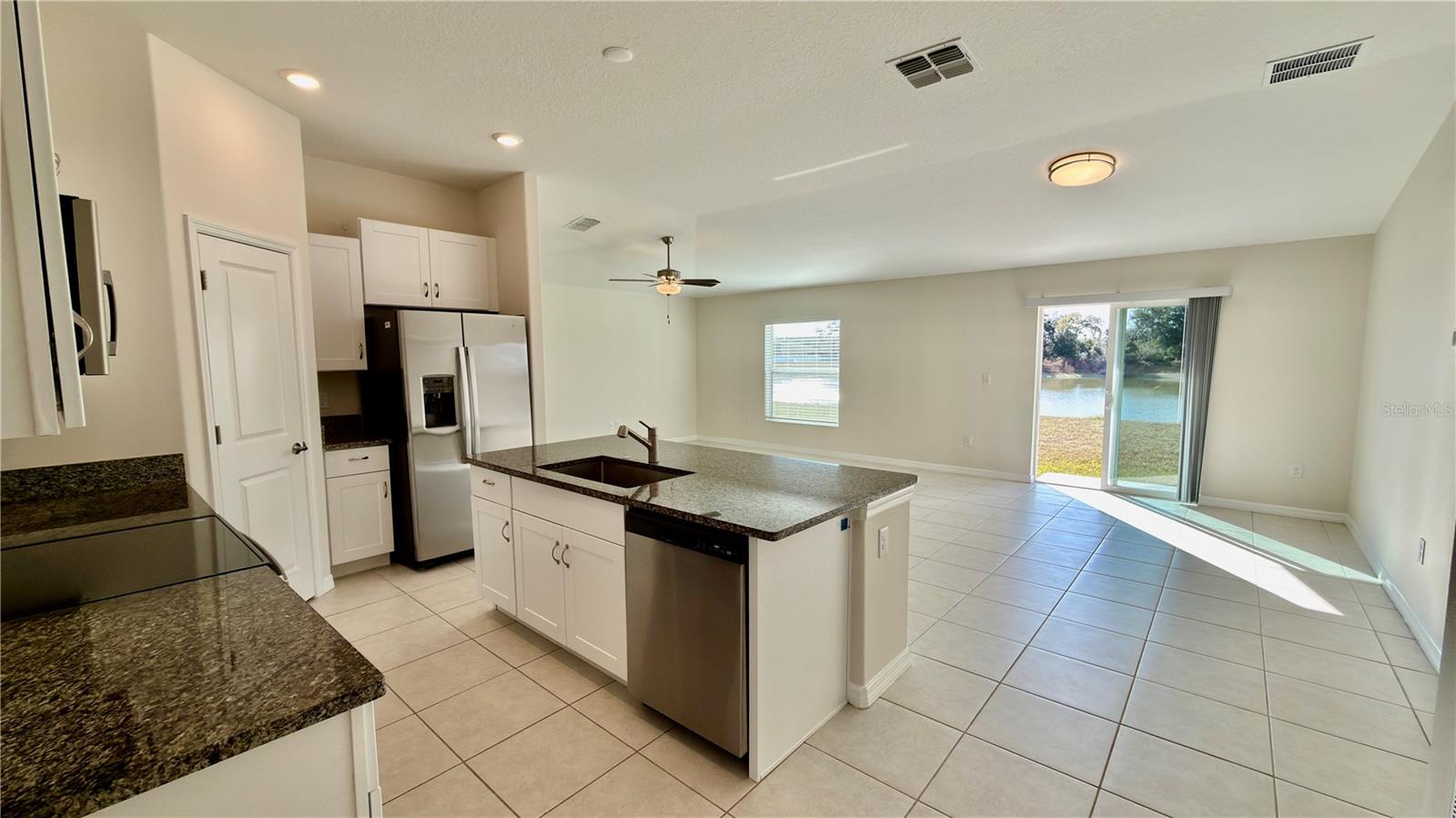 ABBOTT SQUARE - Residential