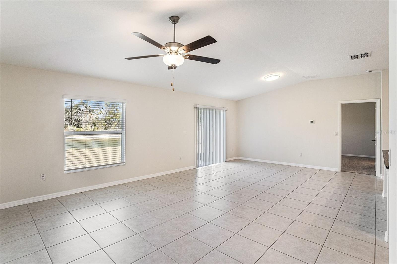 ABBOTT SQUARE - Residential