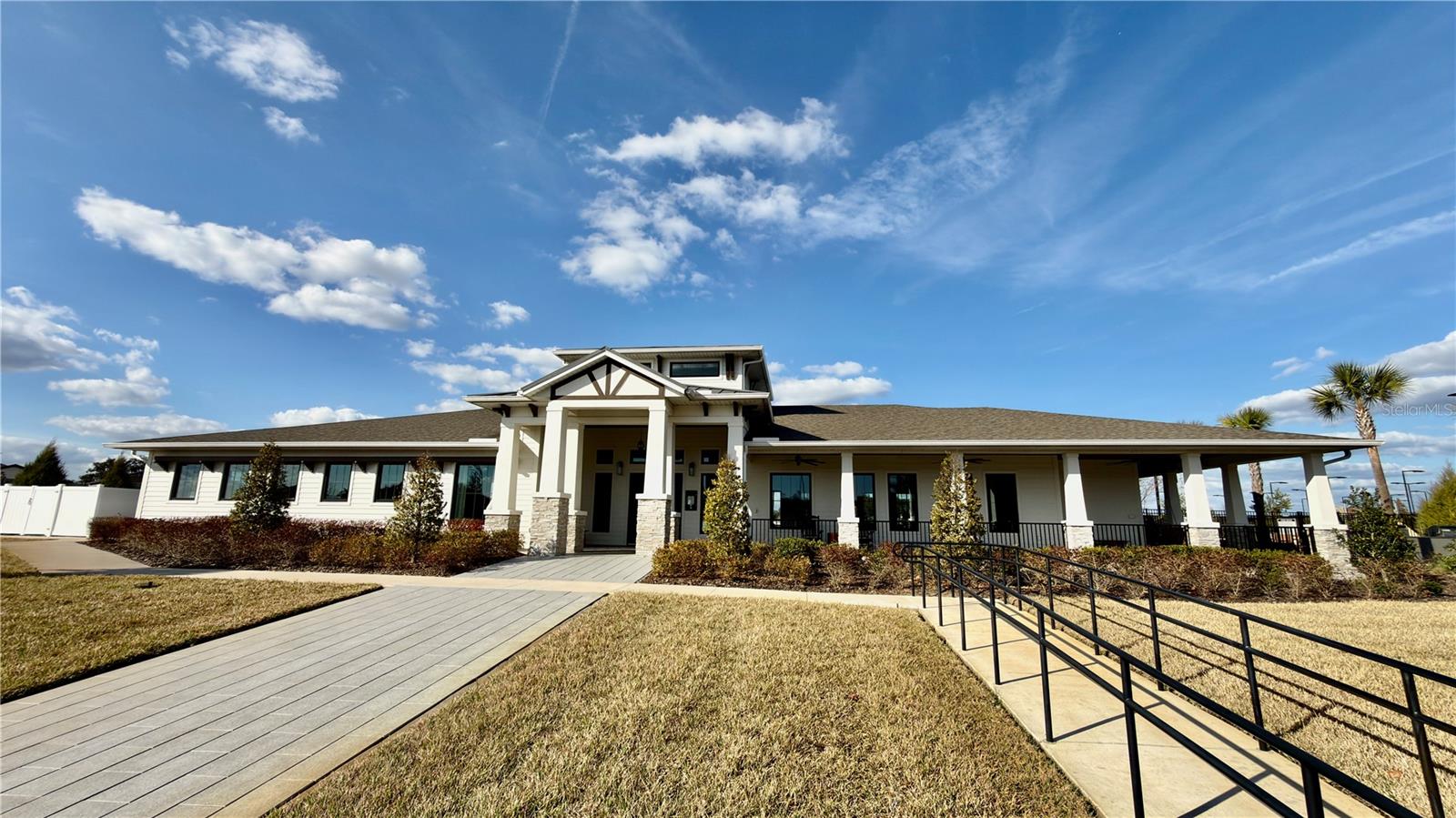 ABBOTT SQUARE - Residential