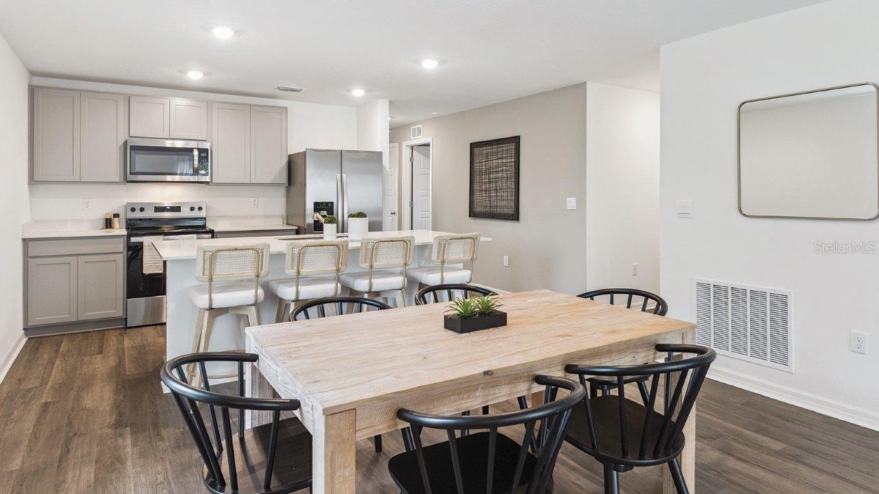 LEOMAS LANDING - PHASE 2 - Residential