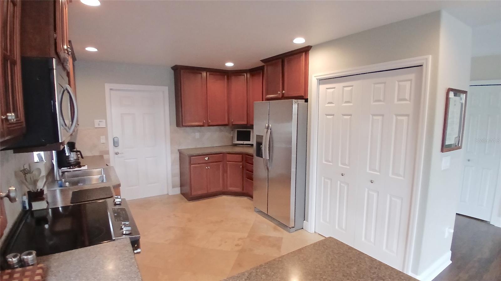 LAKE SADDLEBAGS SUB - Residential