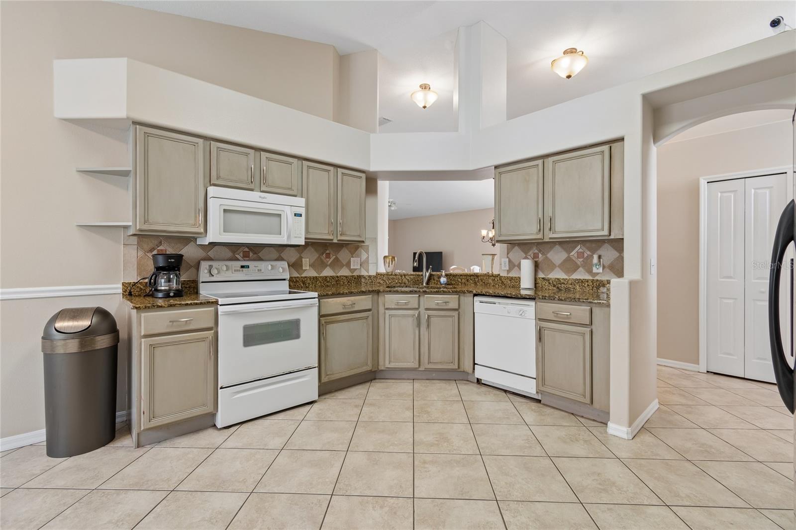 MEADOW POINTE PRCL 17 - Residential