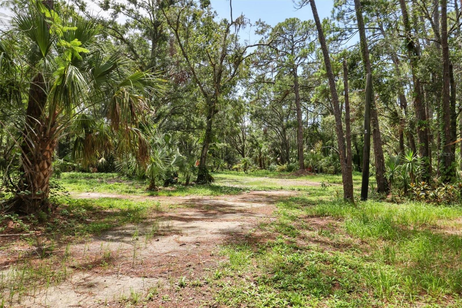 MAPLE GROVE ESTATES - Land
