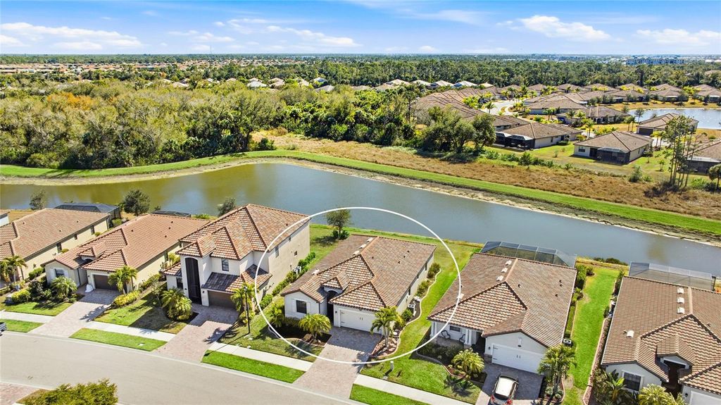 Photo of 12327 Canavese Lane, Venice, FL 34293 (MLS # A4680375)