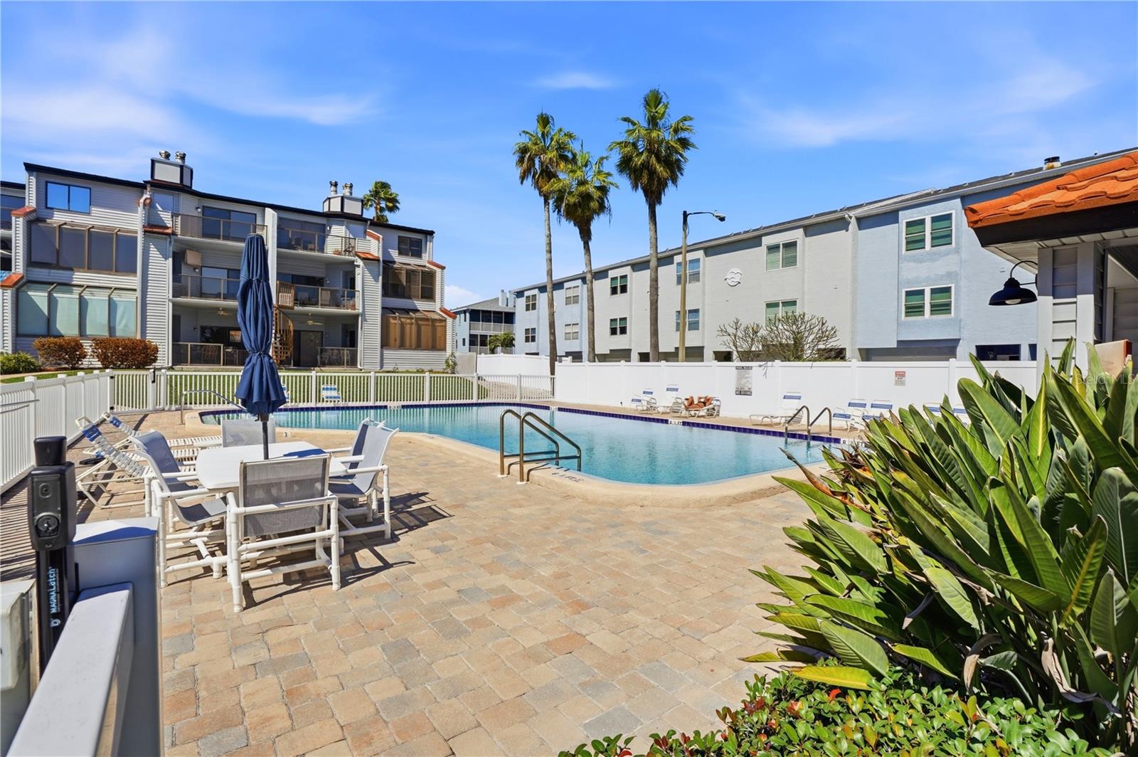 CIEGA VERDE CONDO - Residential