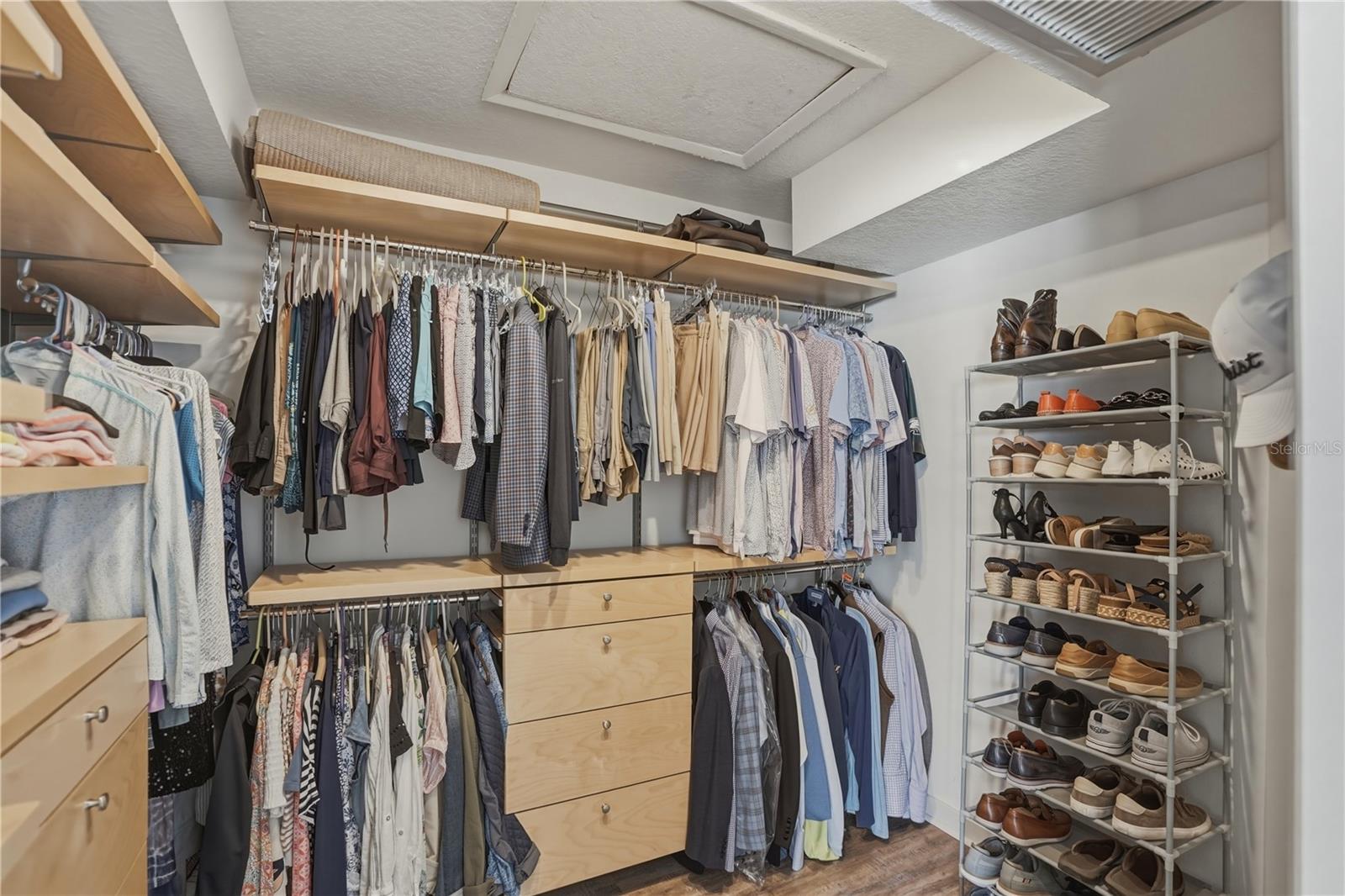 CIEGA VERDE CONDO - Residential