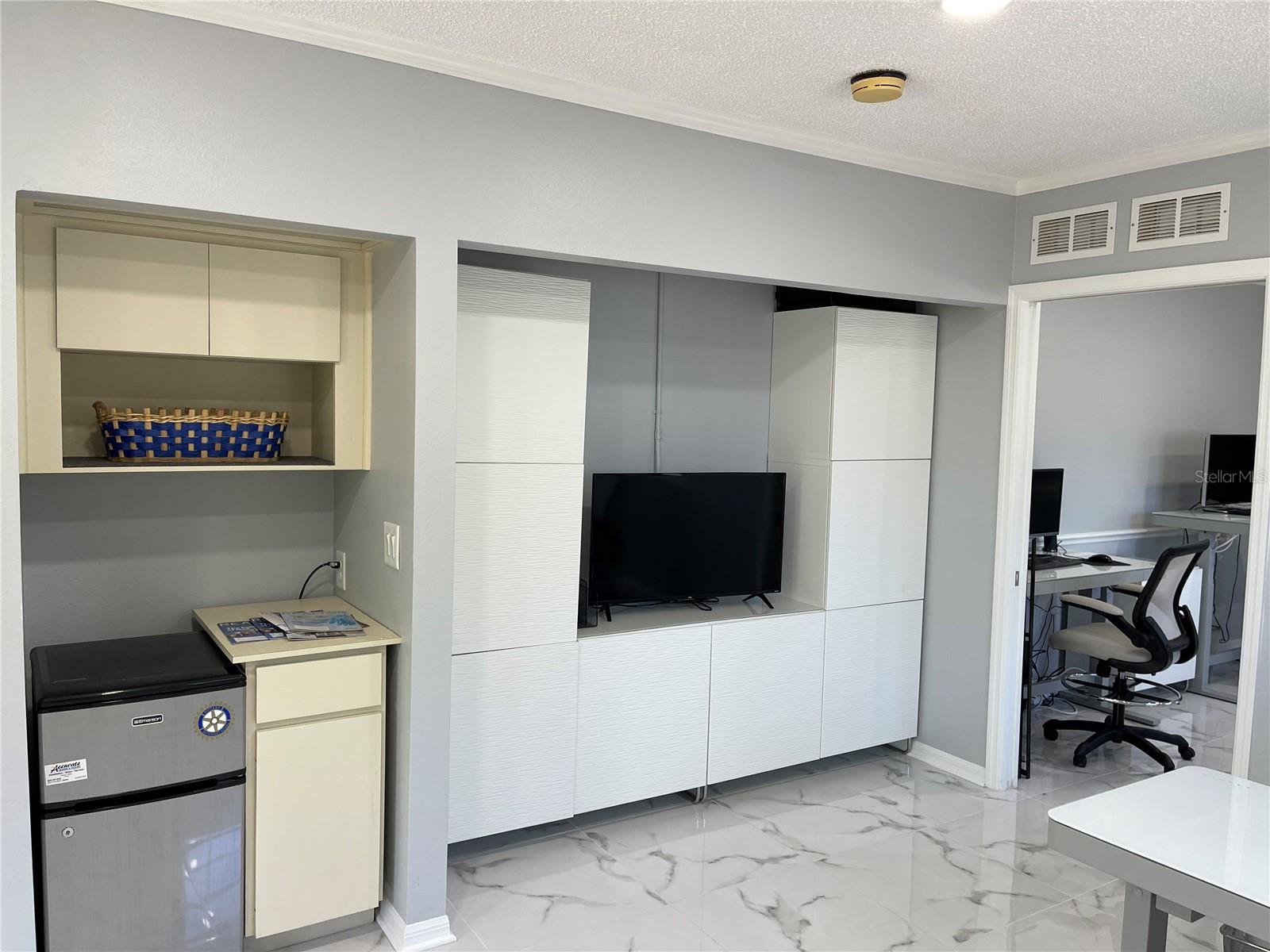 VILLAGE ON CORTEZ - Commercial Lease