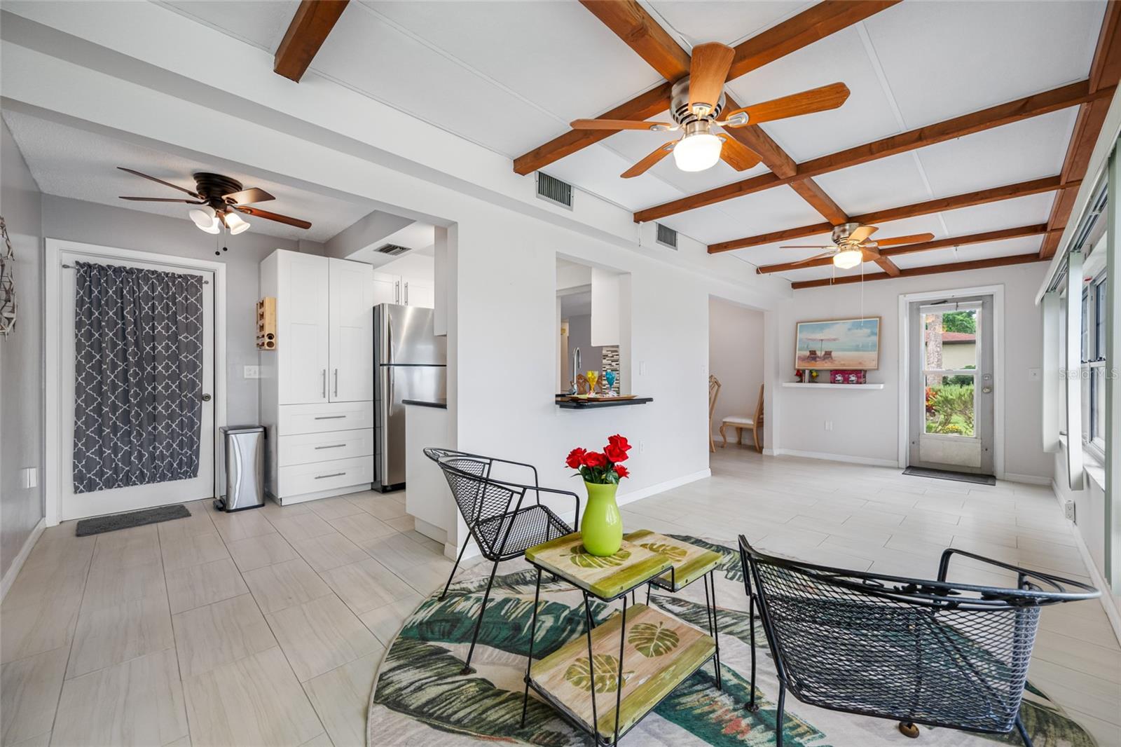 VILLAS CAPRI CONDO - Residential