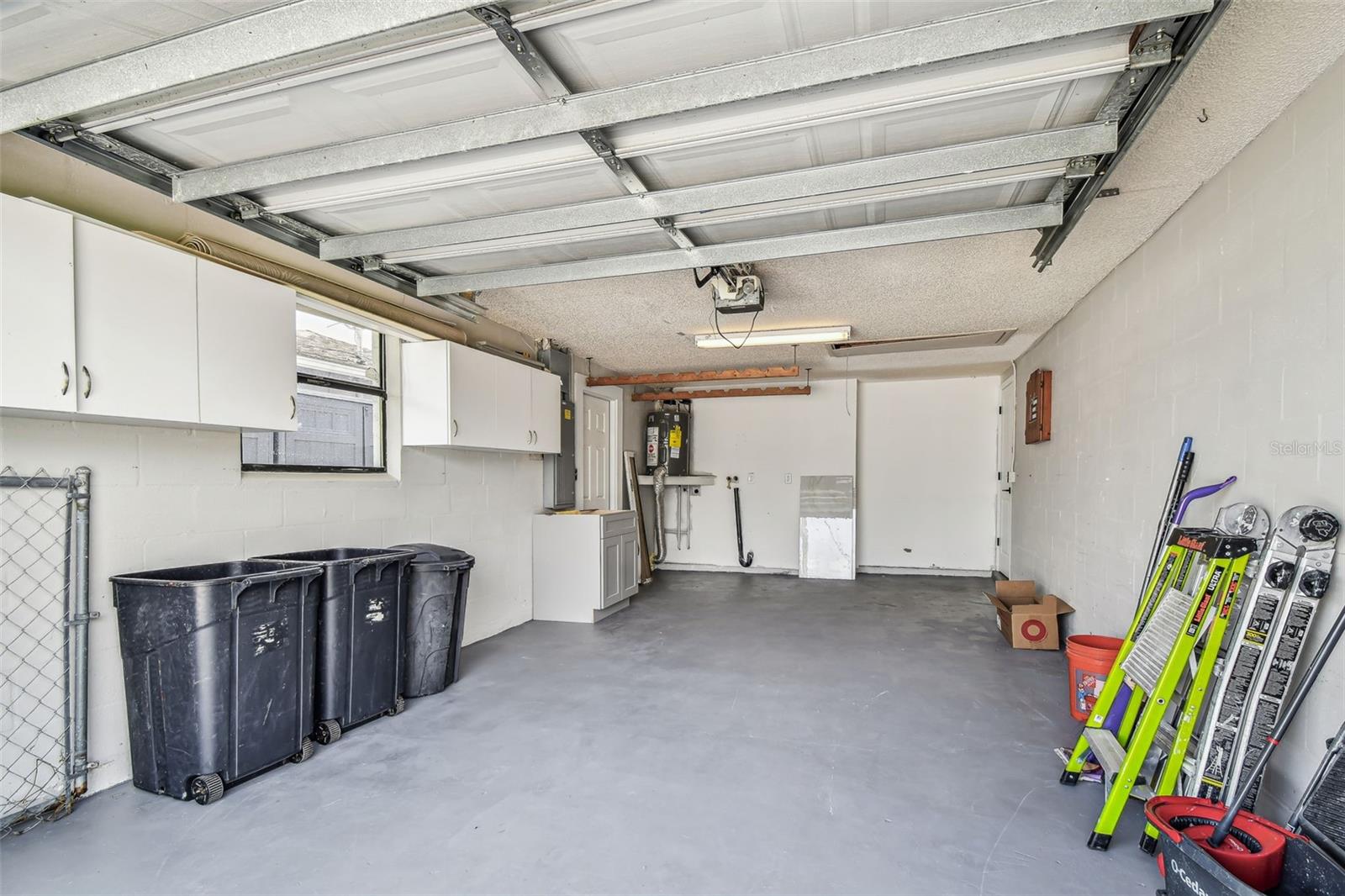 HUDSON BEACH ESTATES UN 3 ADD 1 - Residential Lease