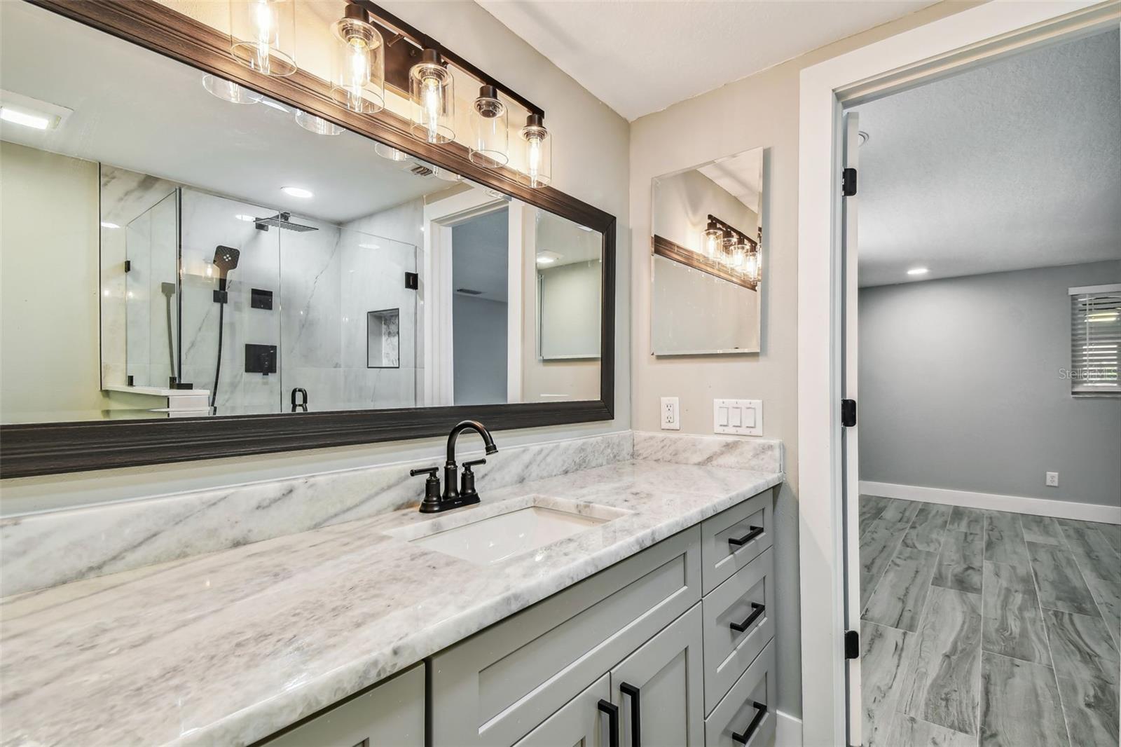 HUDSON BEACH ESTATES UN 3 ADD 1 - Residential Lease