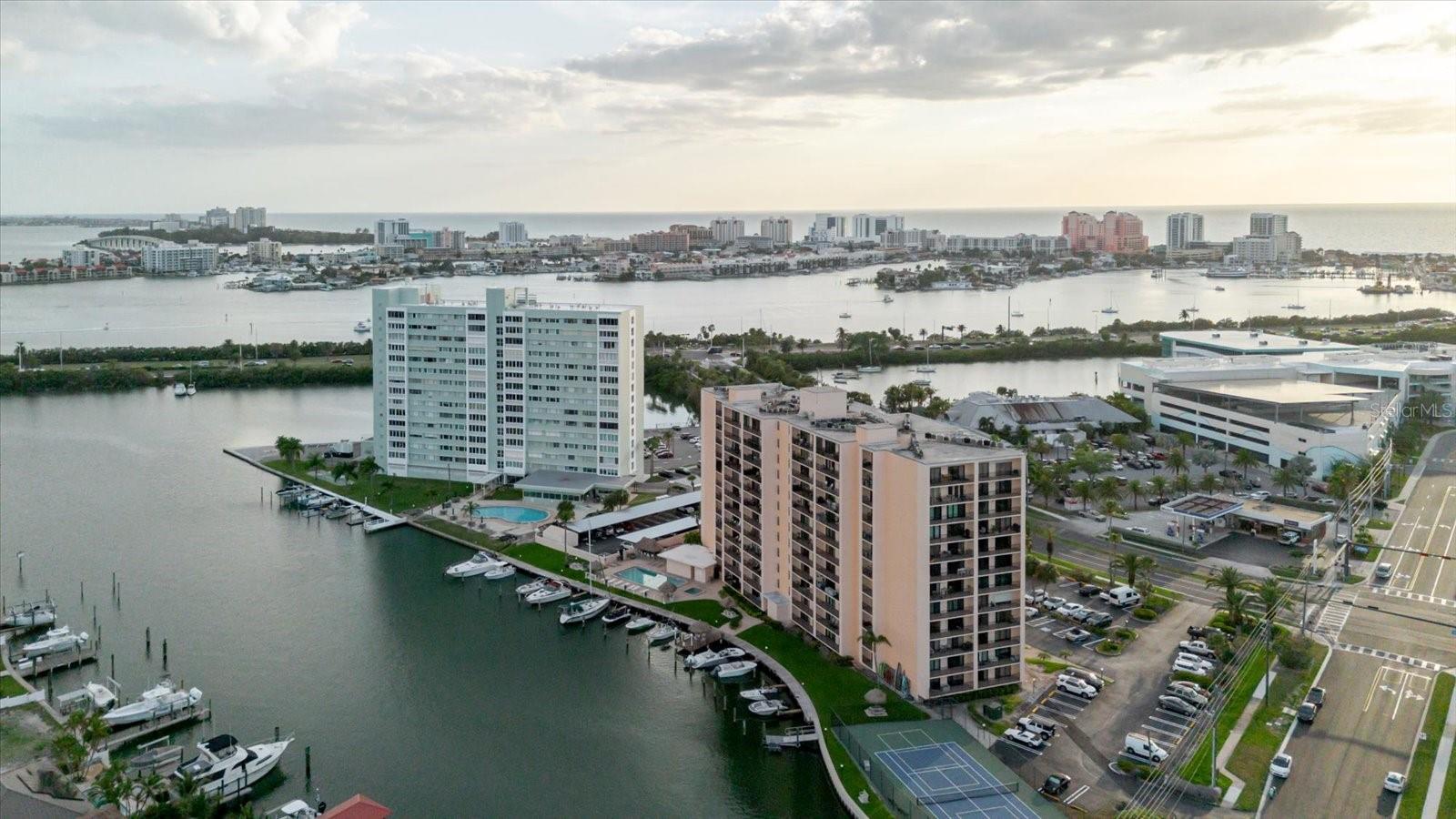 51 ISLAND WAY CONDO - Residential