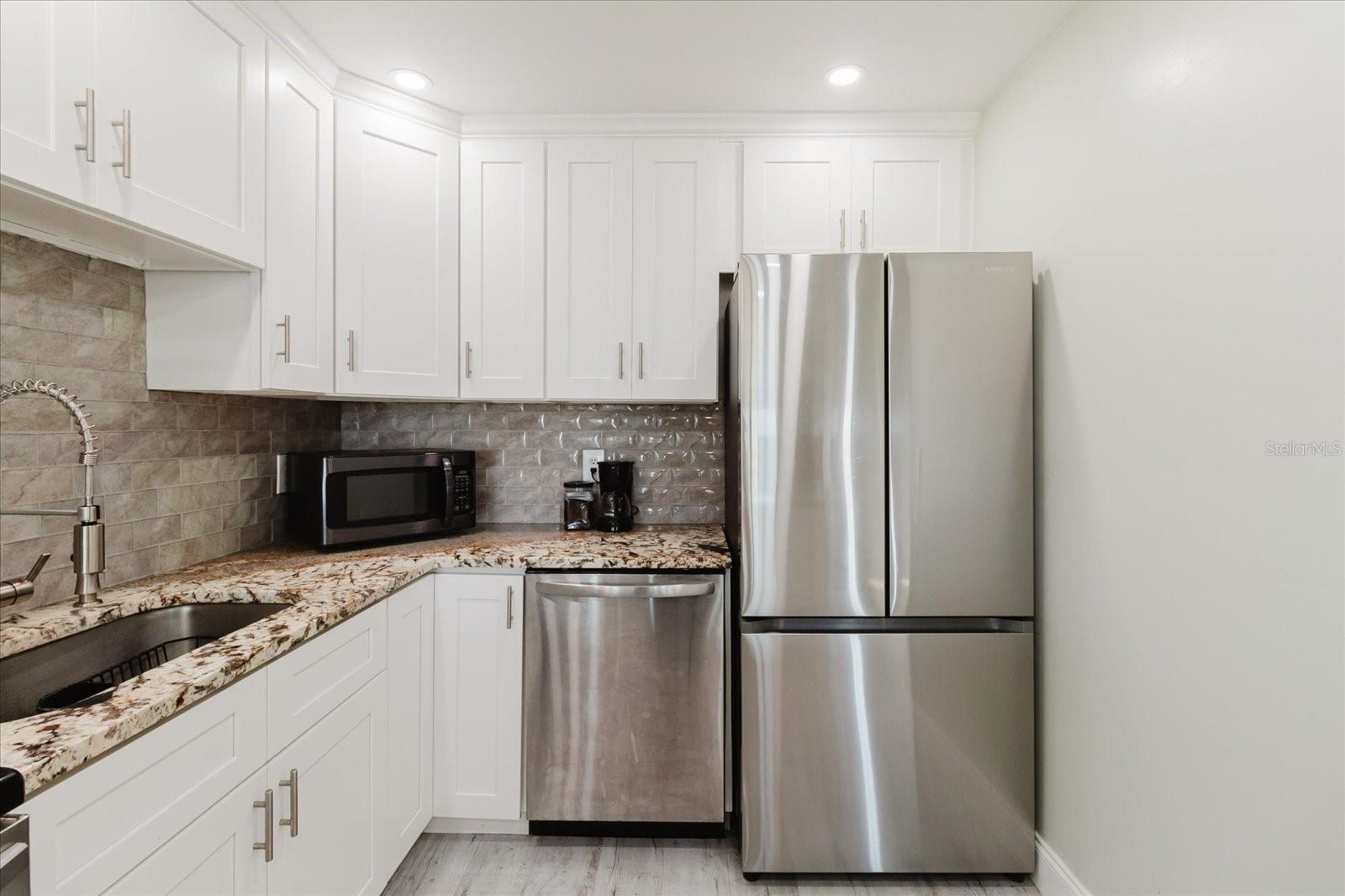 51 ISLAND WAY CONDO - Residential