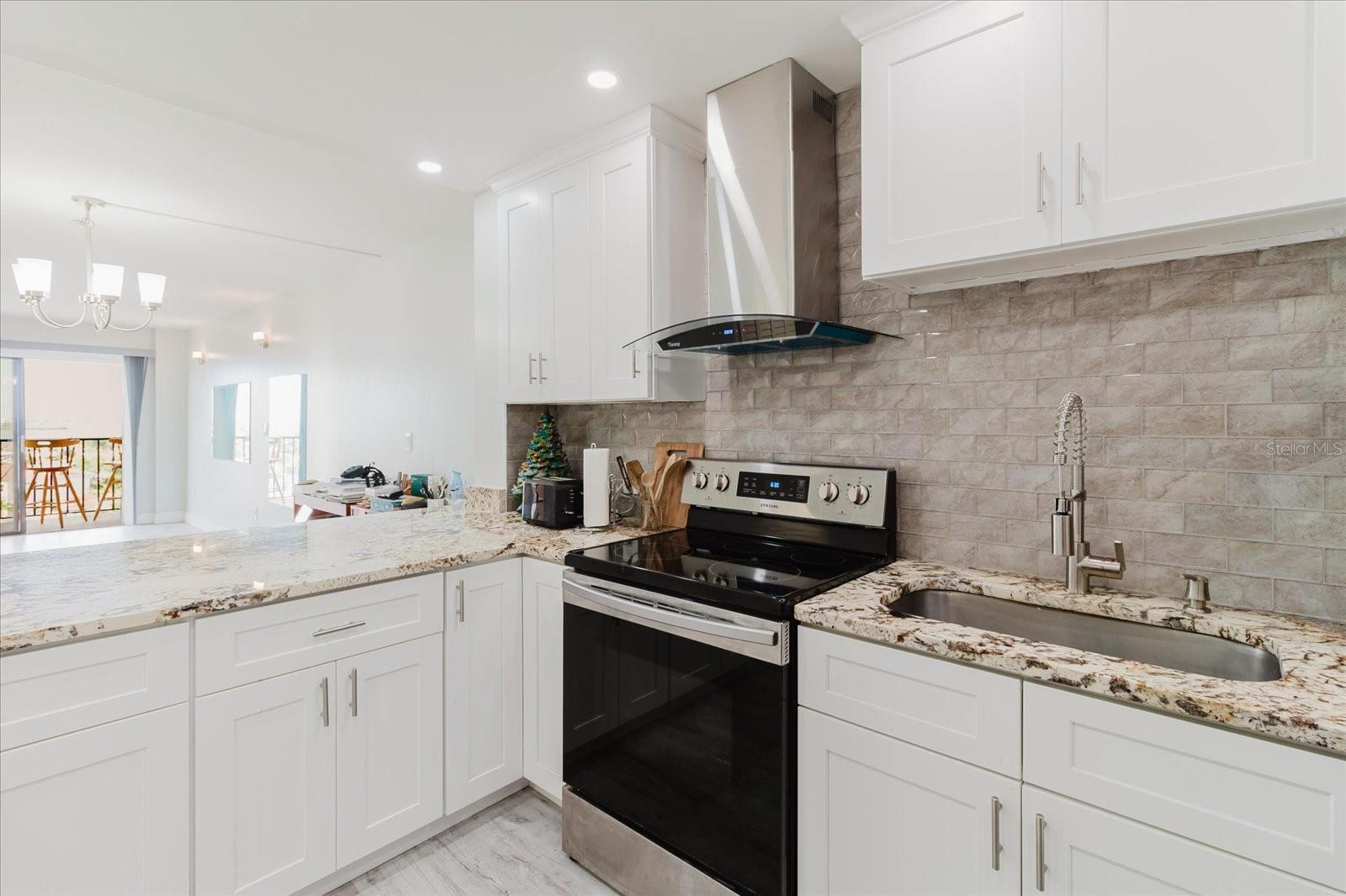 51 ISLAND WAY CONDO - Residential