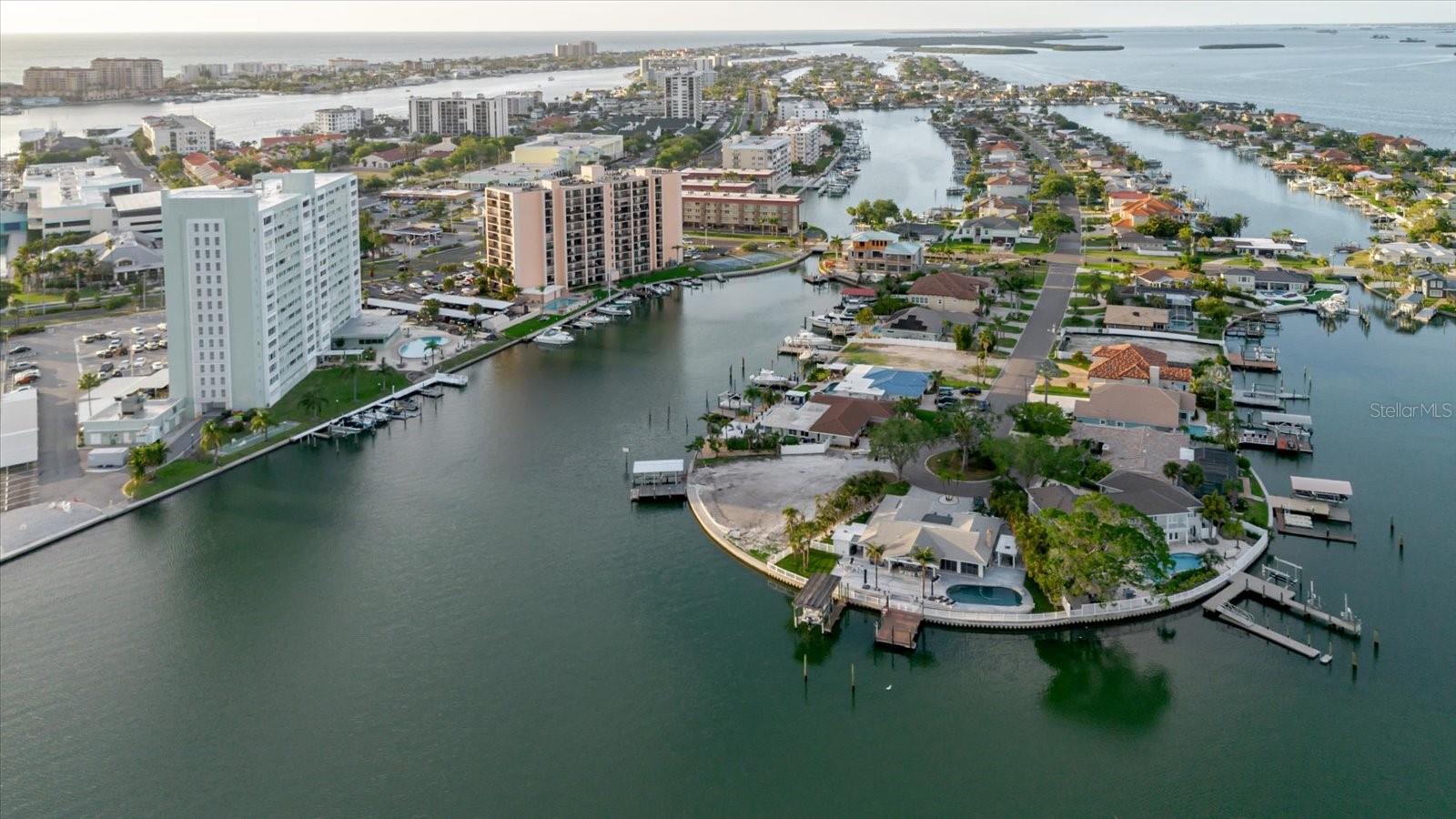 51 ISLAND WAY CONDO - Residential