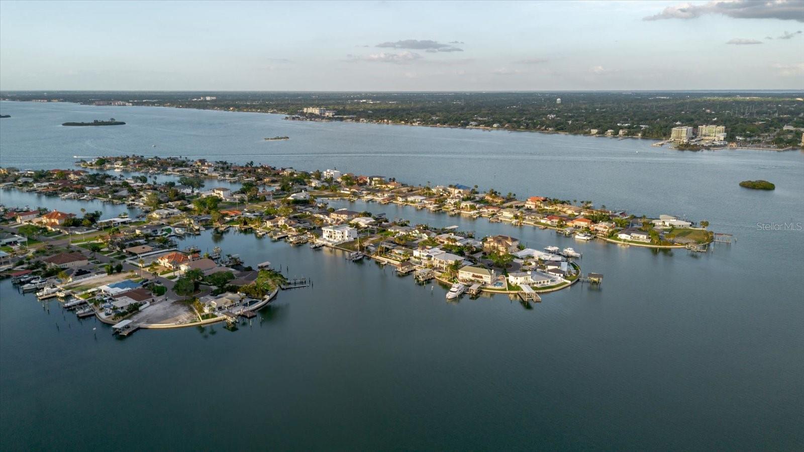 51 ISLAND WAY CONDO - Residential