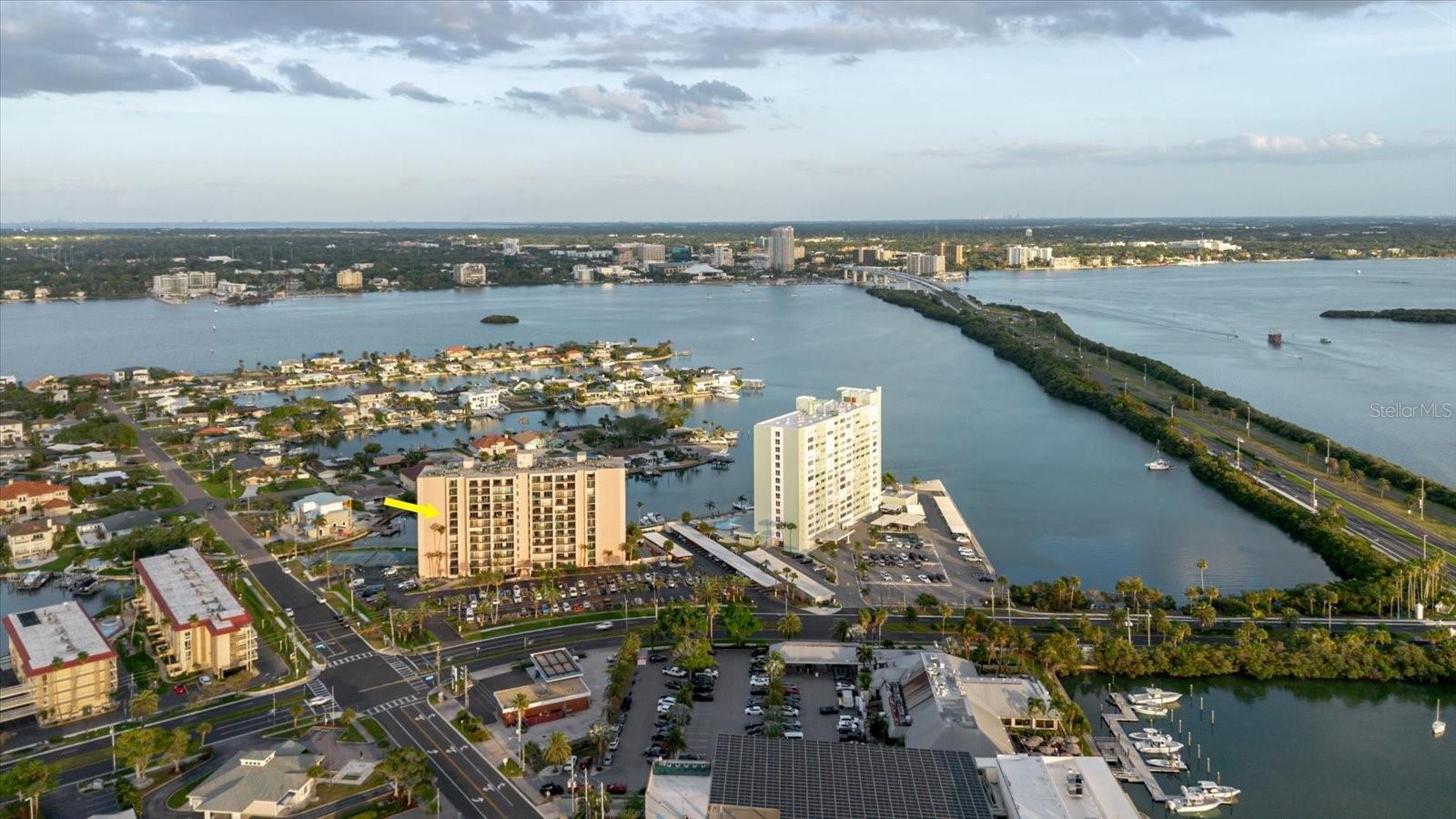 51 ISLAND WAY CONDO - Residential