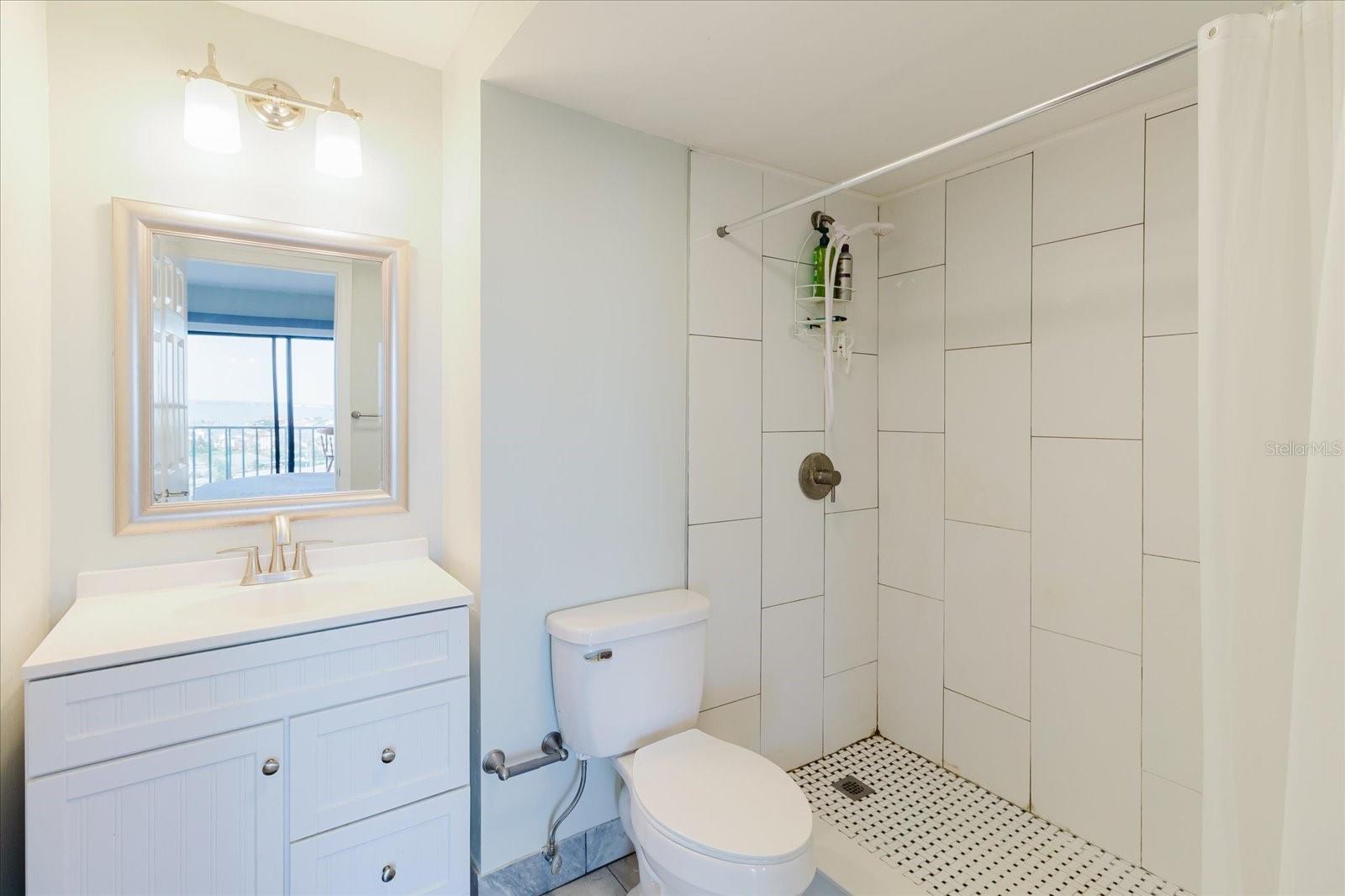 51 ISLAND WAY CONDO - Residential