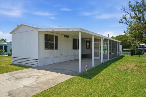 30107 Green Bay Drive, Tavares, FL 32778
