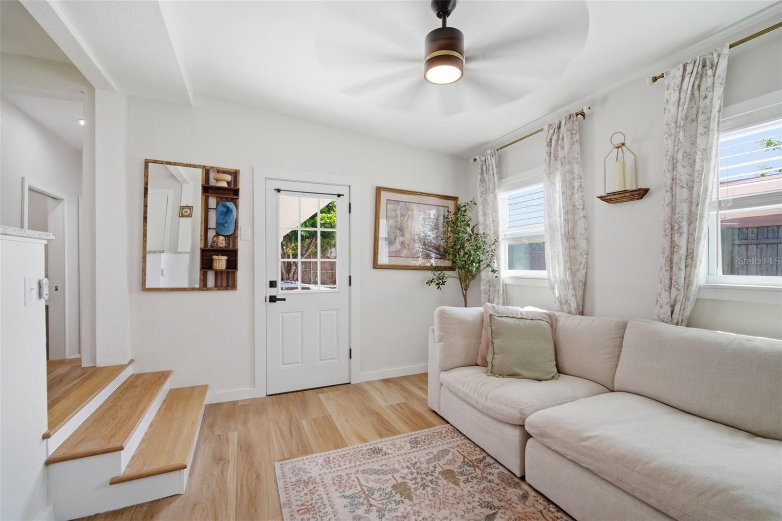 INTER BAY - Residential