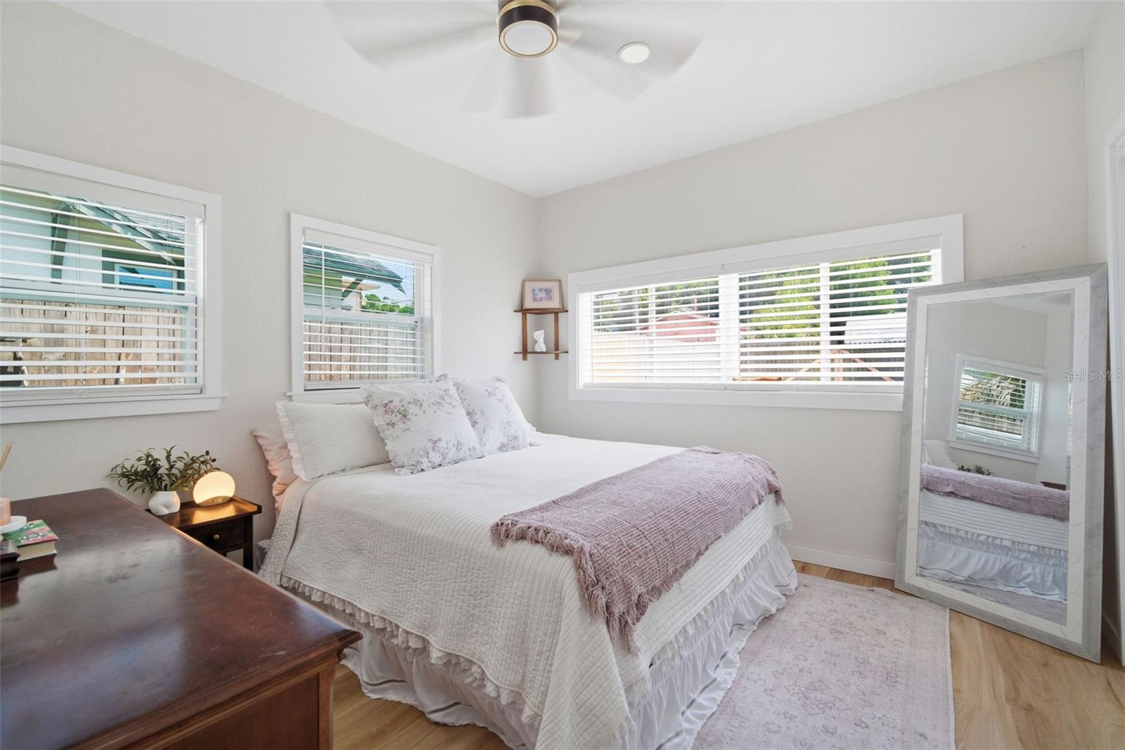 INTER BAY - Residential