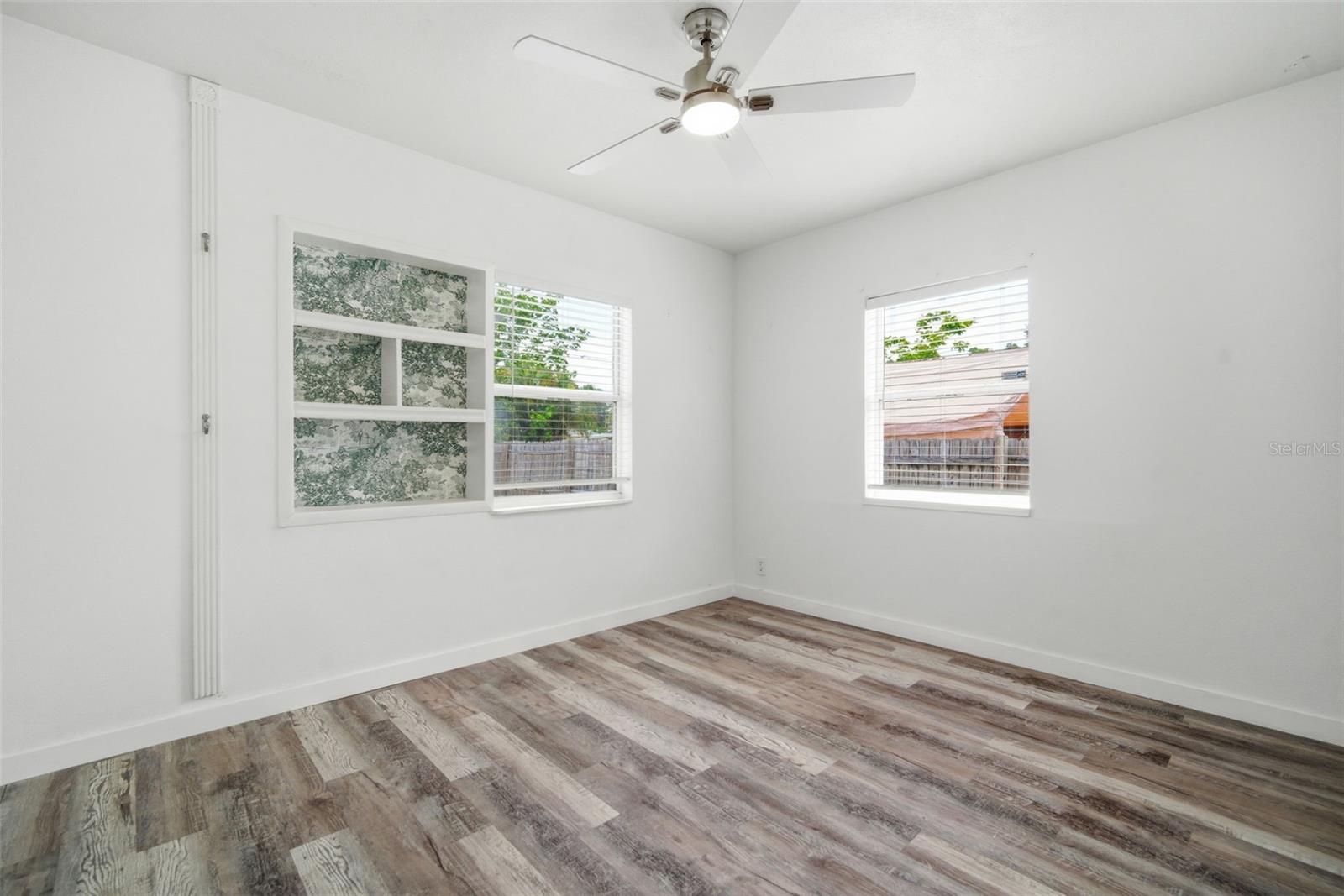 INTER BAY - Residential