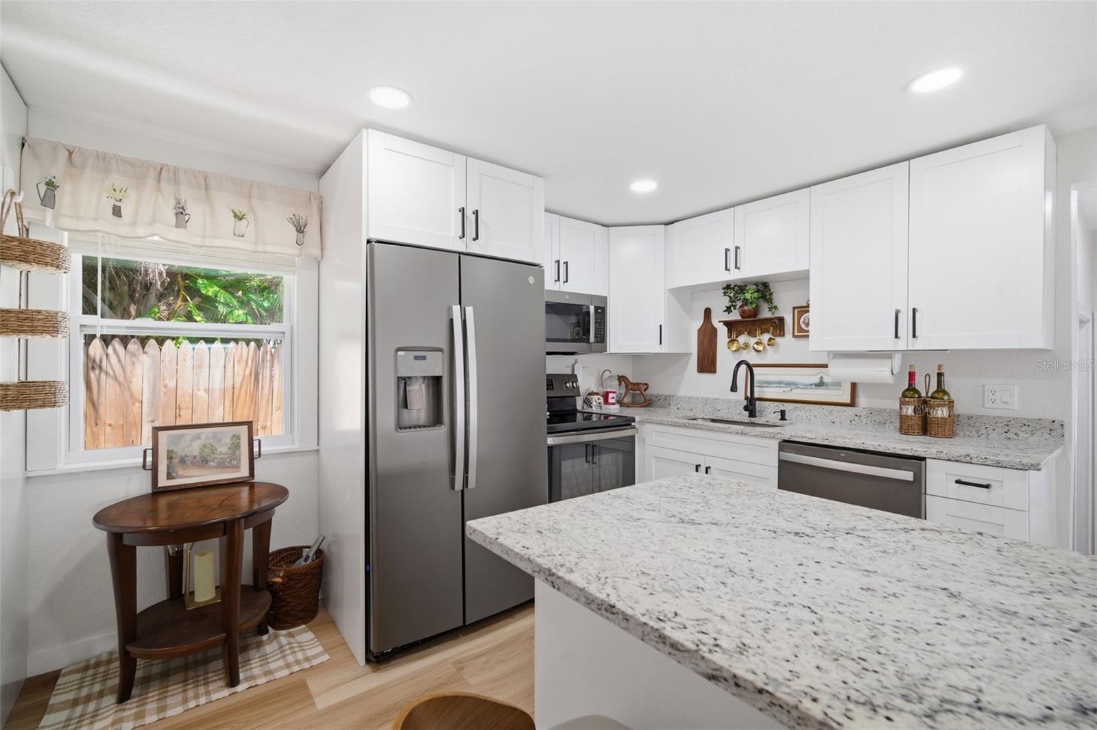 INTER BAY - Residential