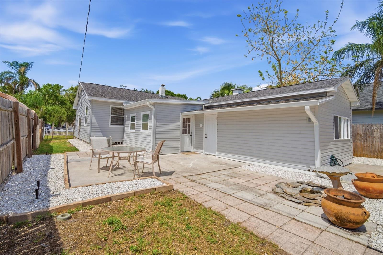 INTER BAY - Residential