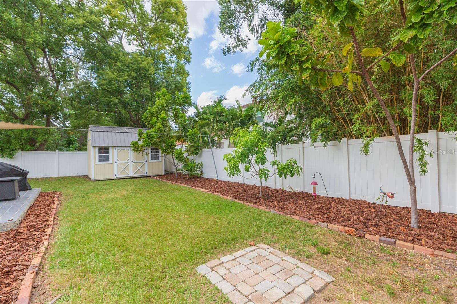 OAKELLARS - Residential