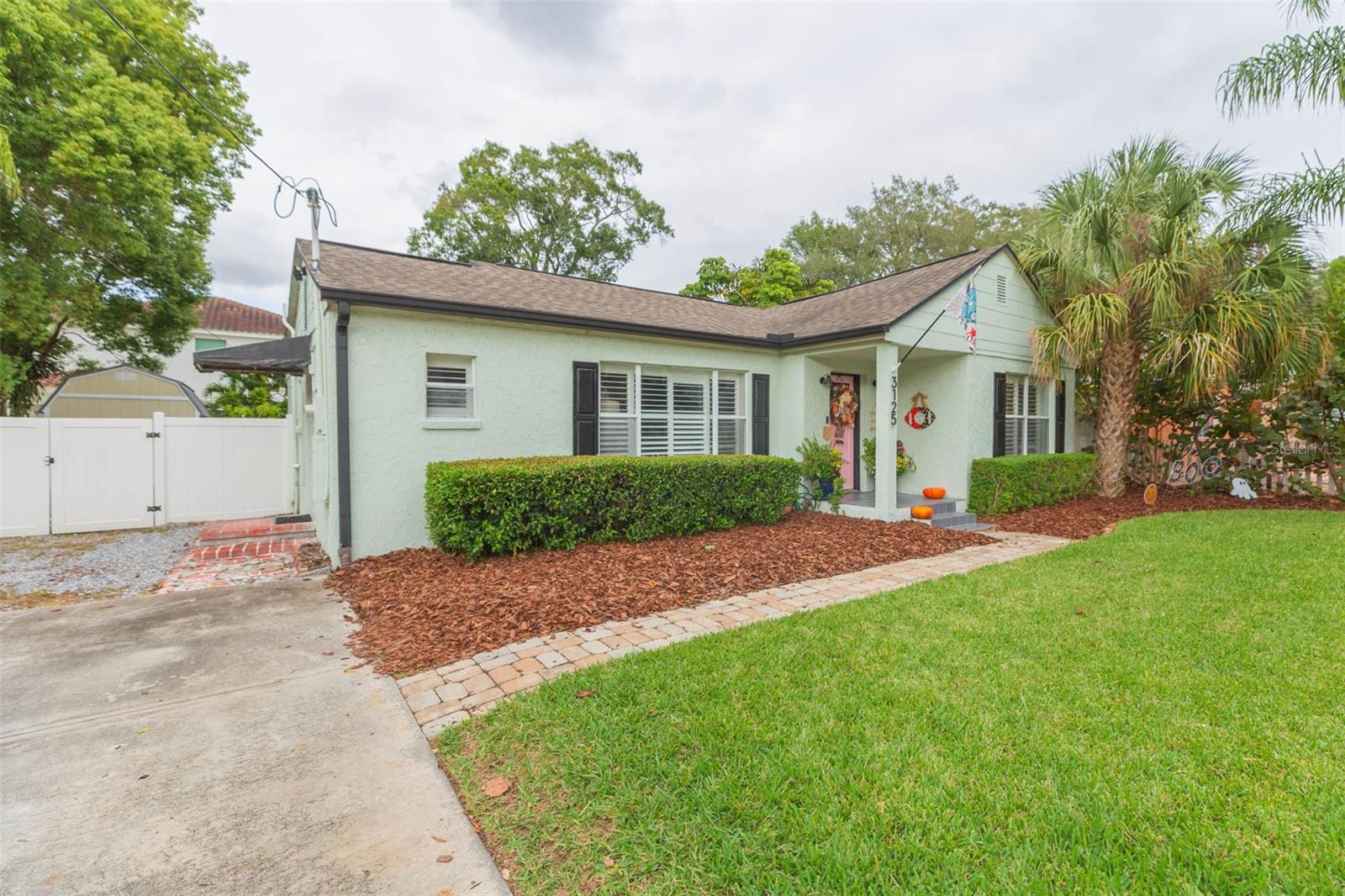 OAKELLARS - Residential