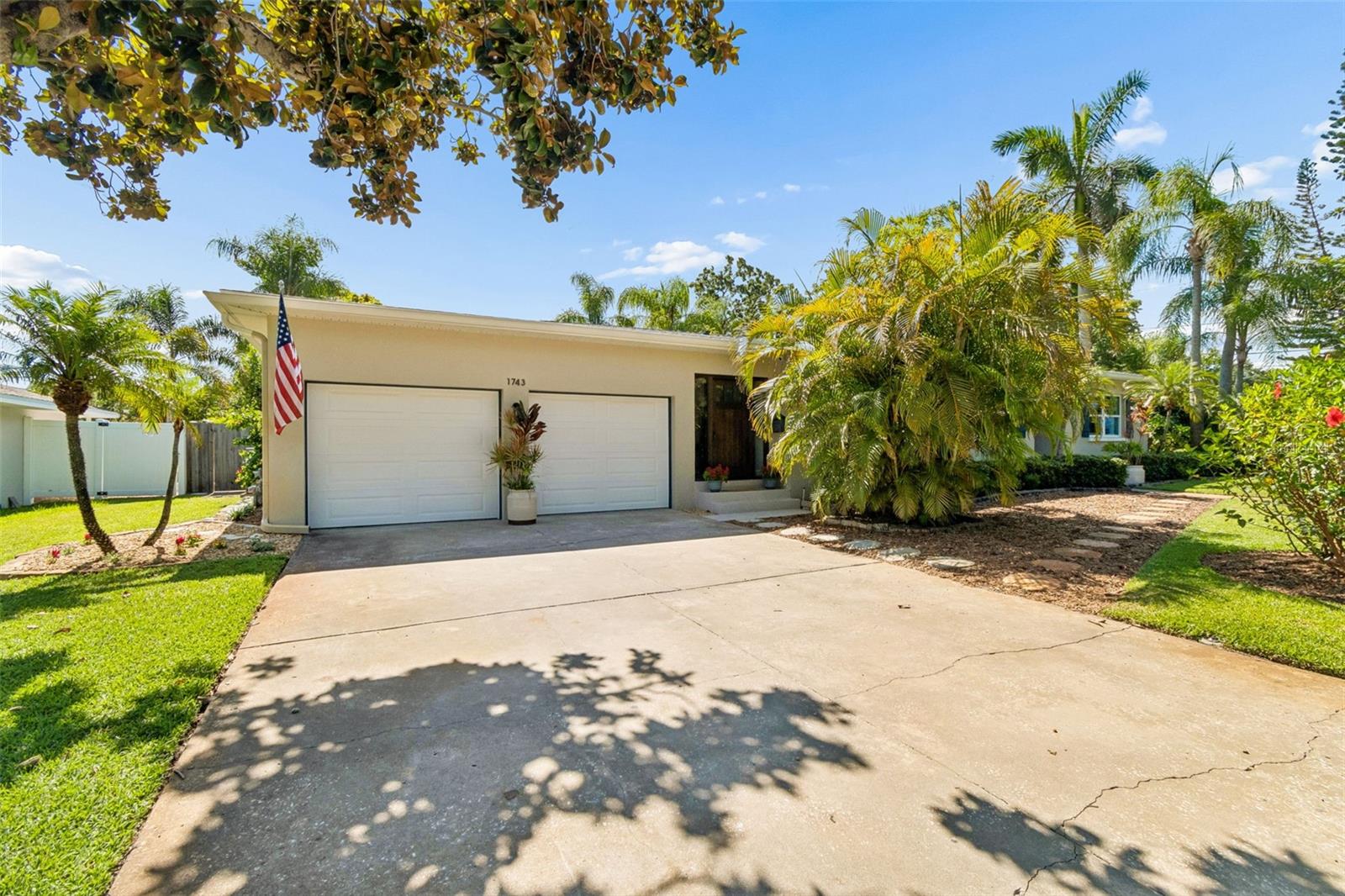 1743 EAGLES NEST DRIVE