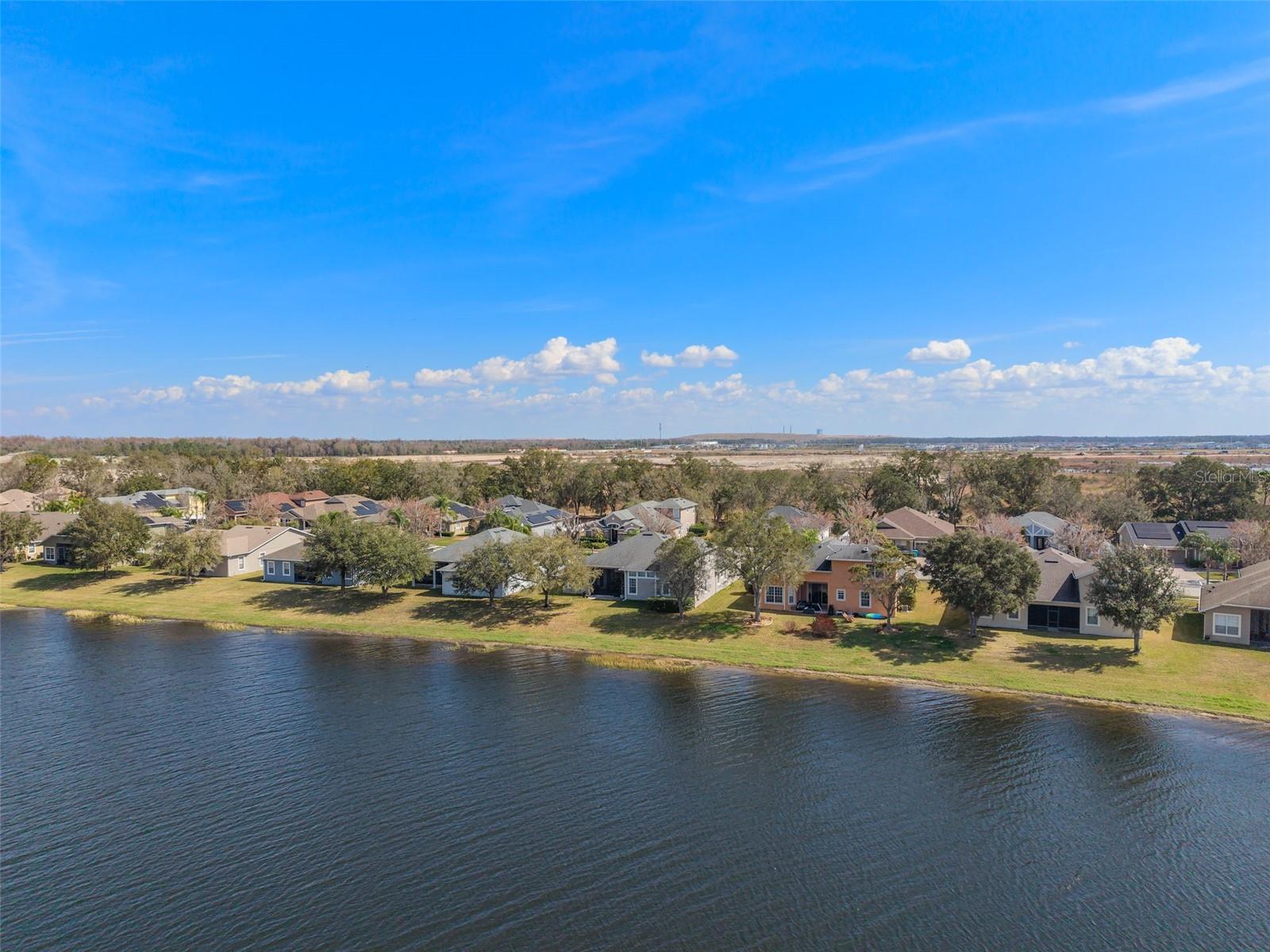 VISTA LAKES VLGS N-14 WARWICK - Residential